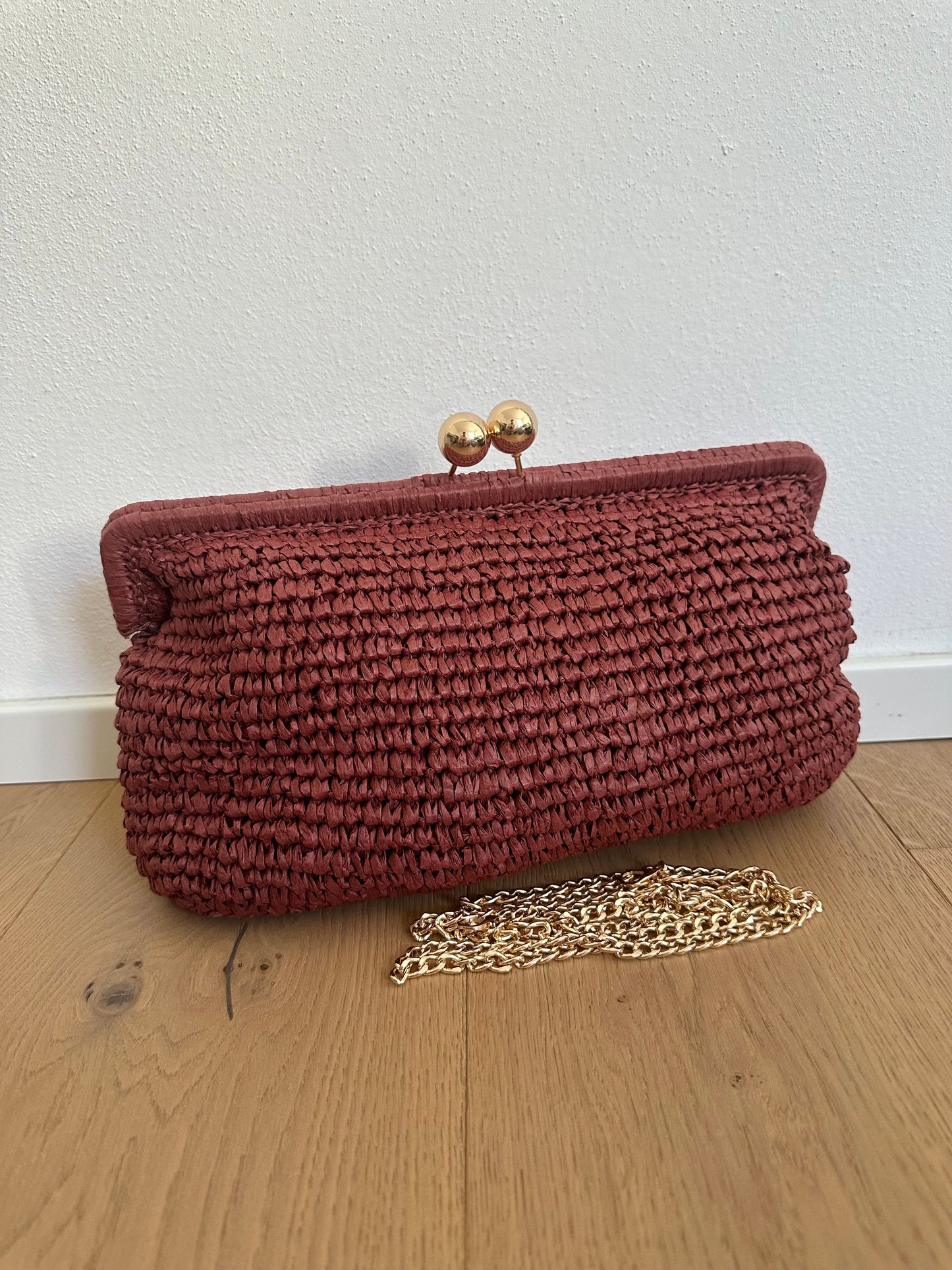 MIYA - Pochette in Rafia