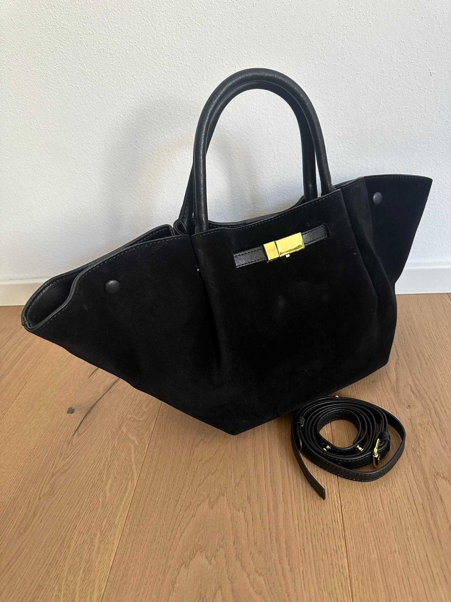 CHRISTIN - suede