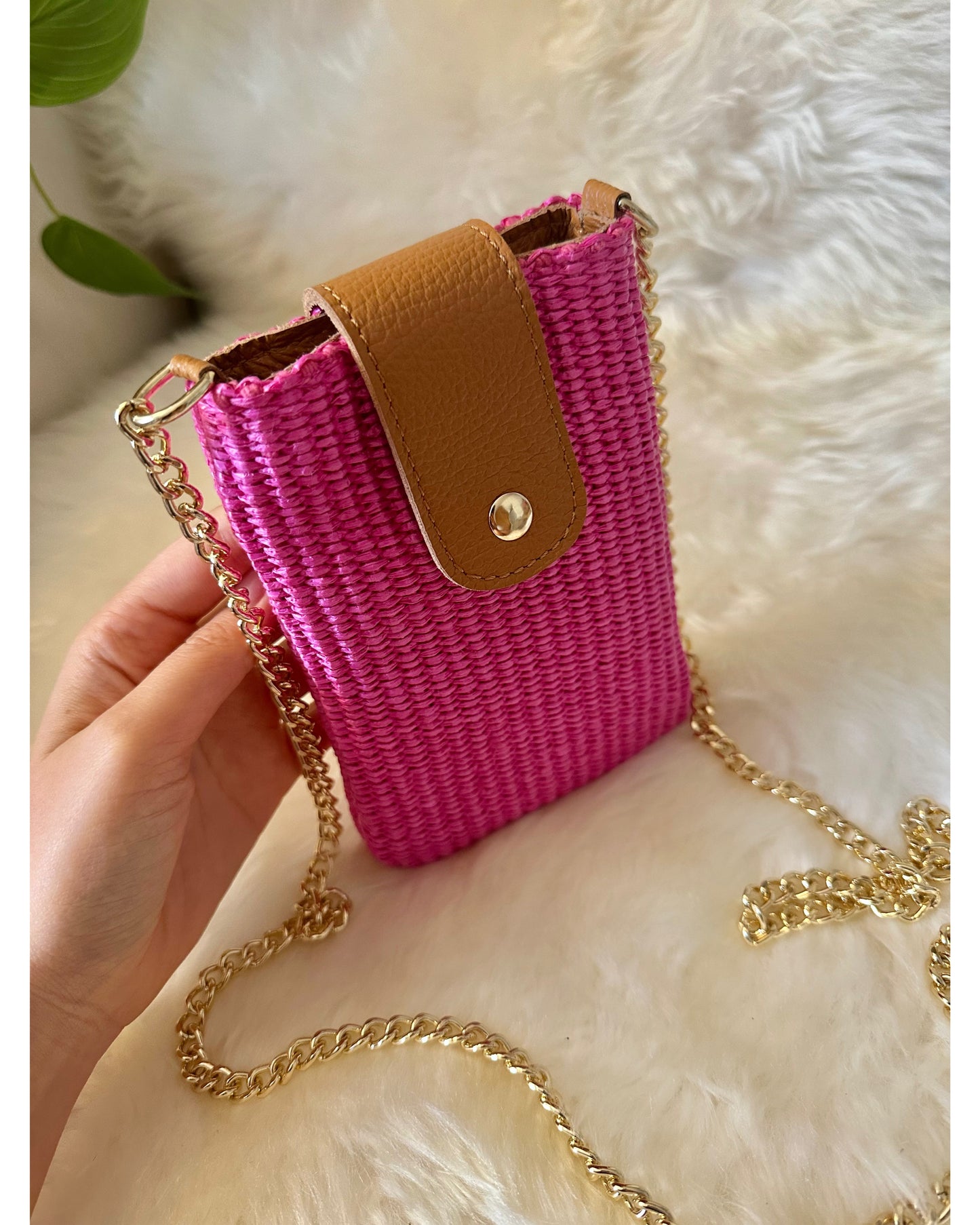 Raffia Cell Phone Holder