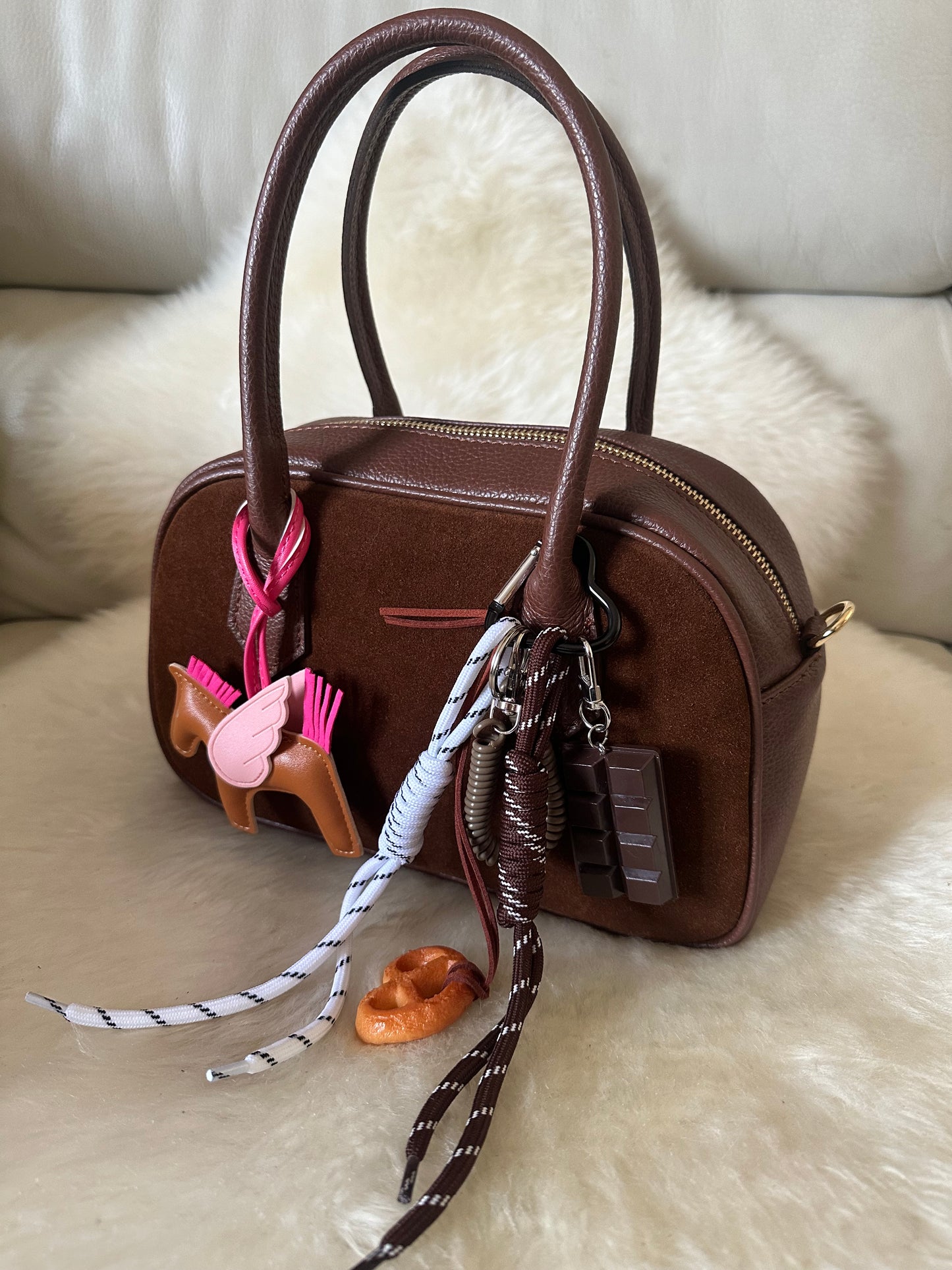BONNIE - suede trunk