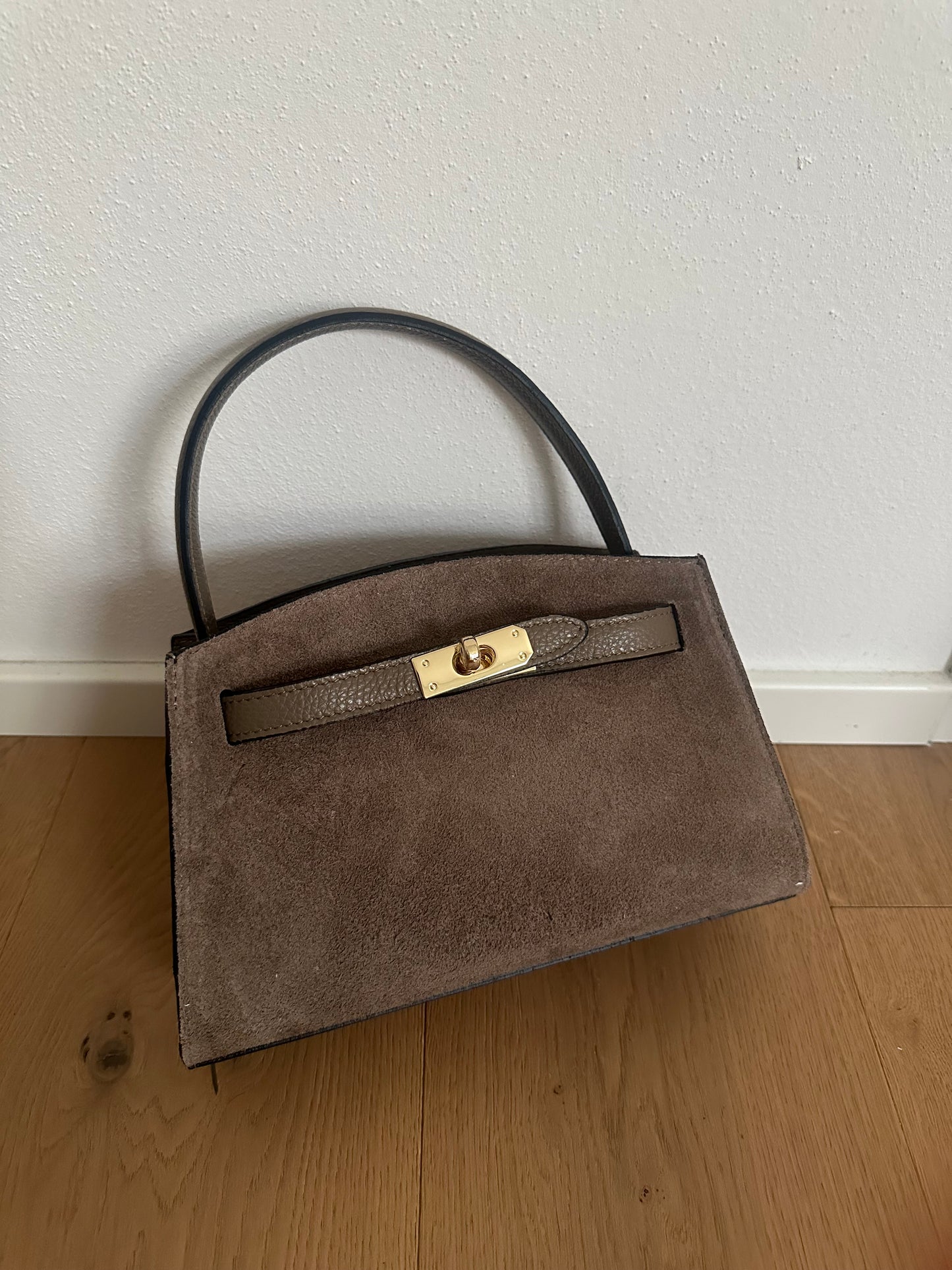 AMELIA small- suede