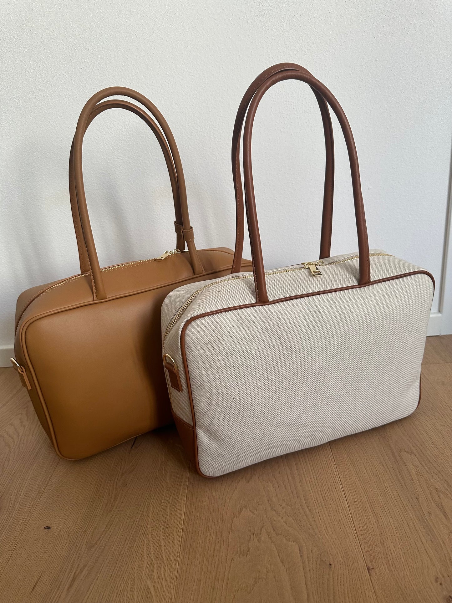 CLARA - Smooth genuine leather