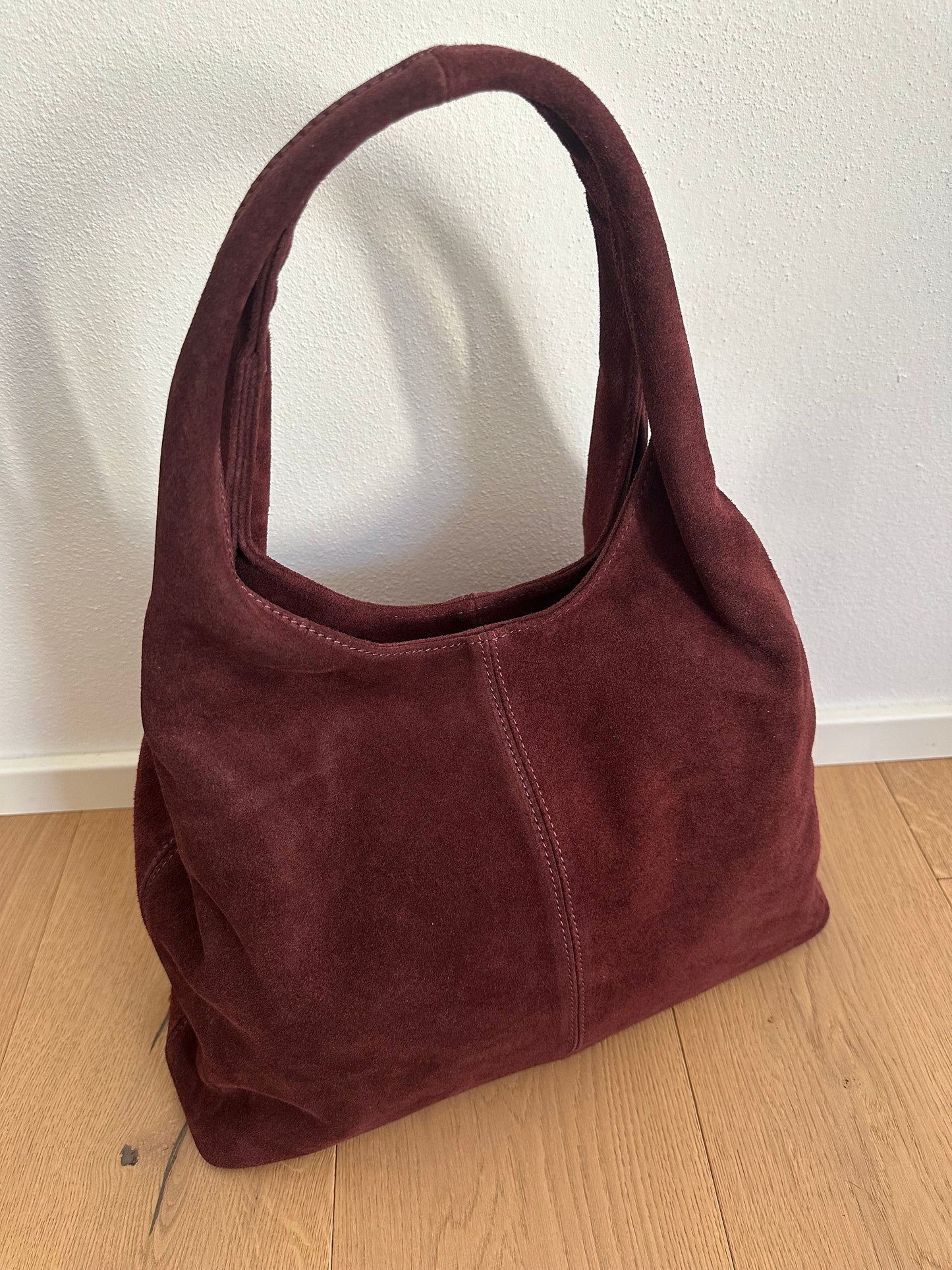 THEA - suede