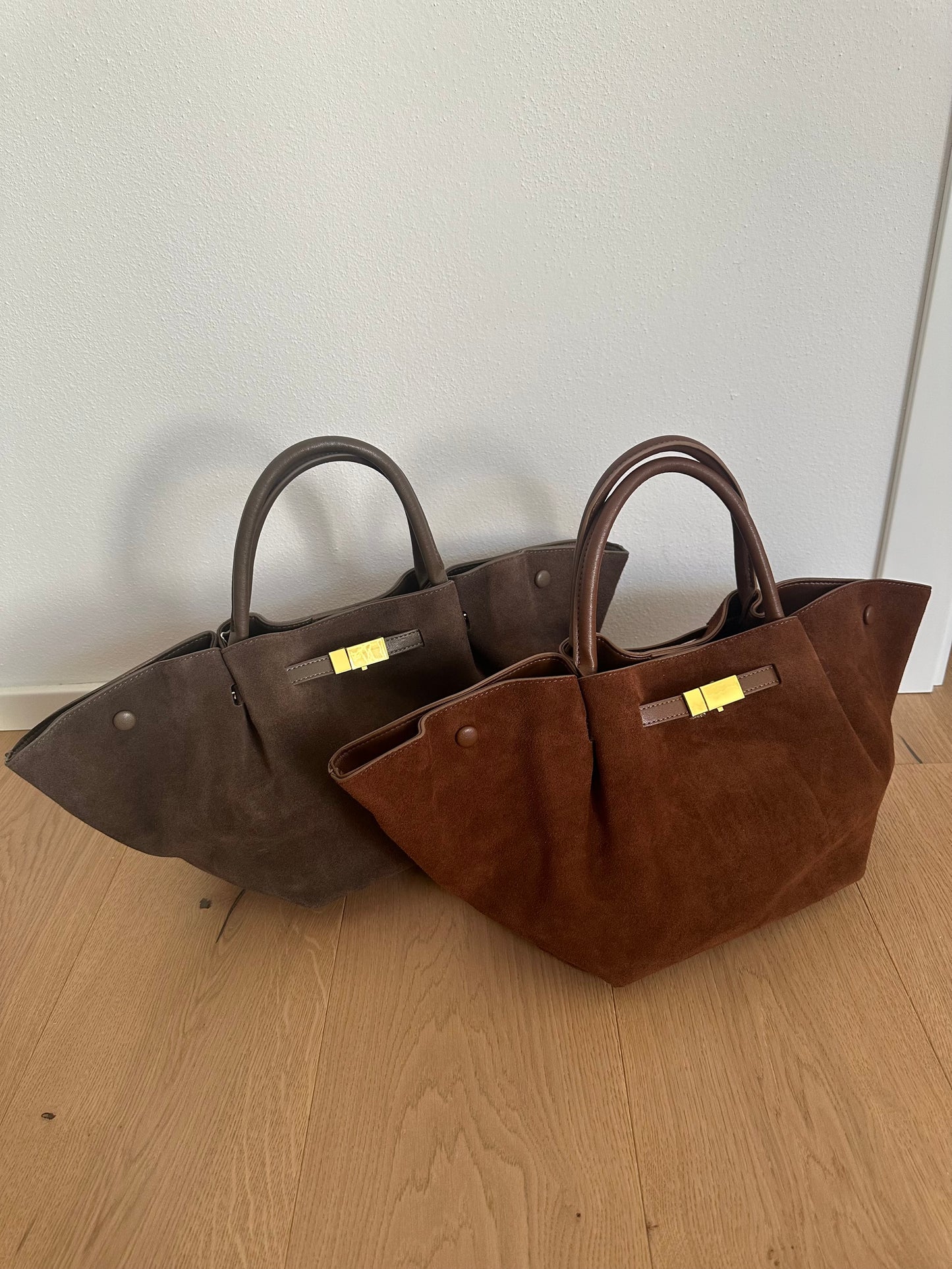 CHRISTIN - suede