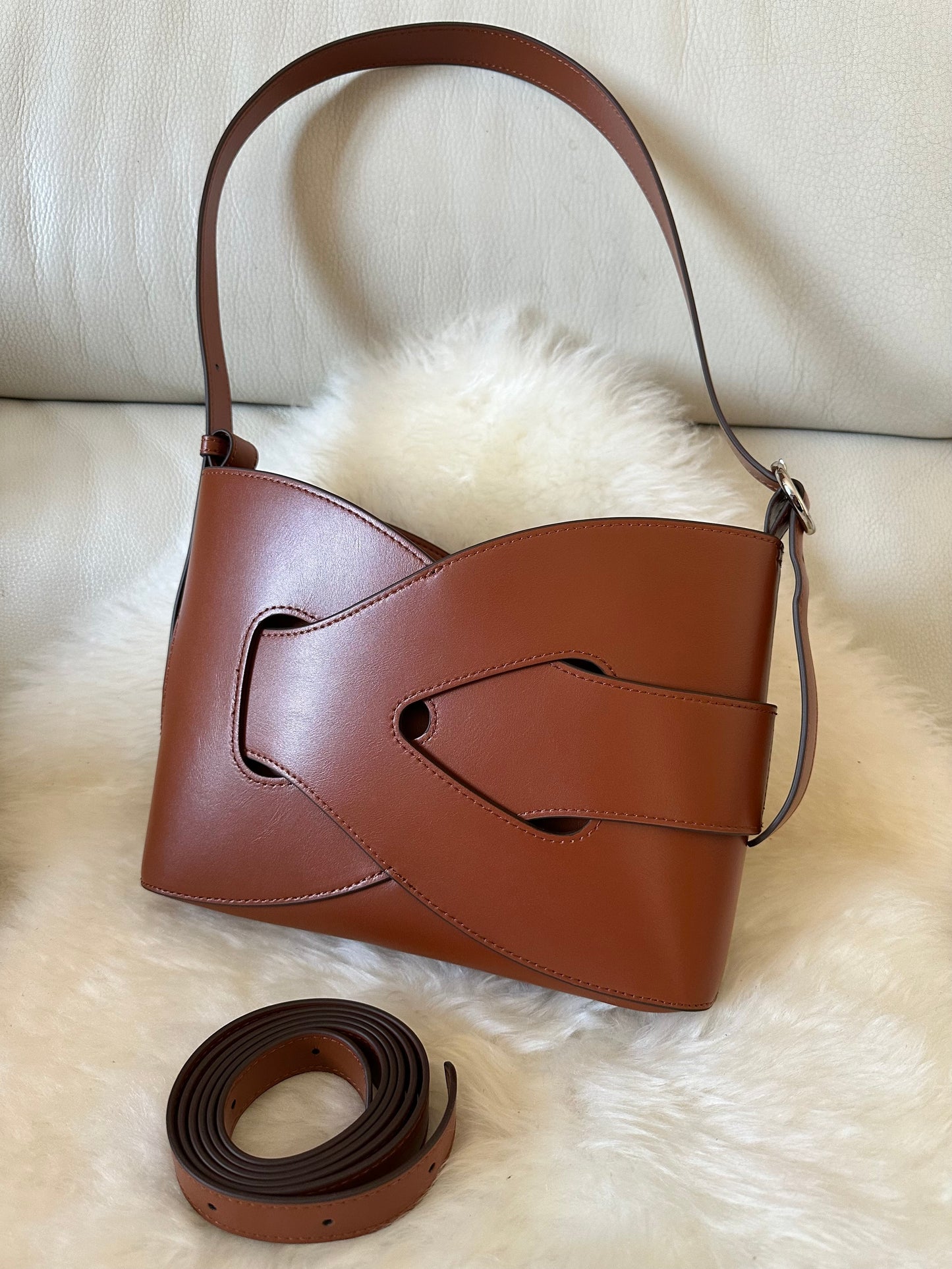 KNOT - shoulder bag