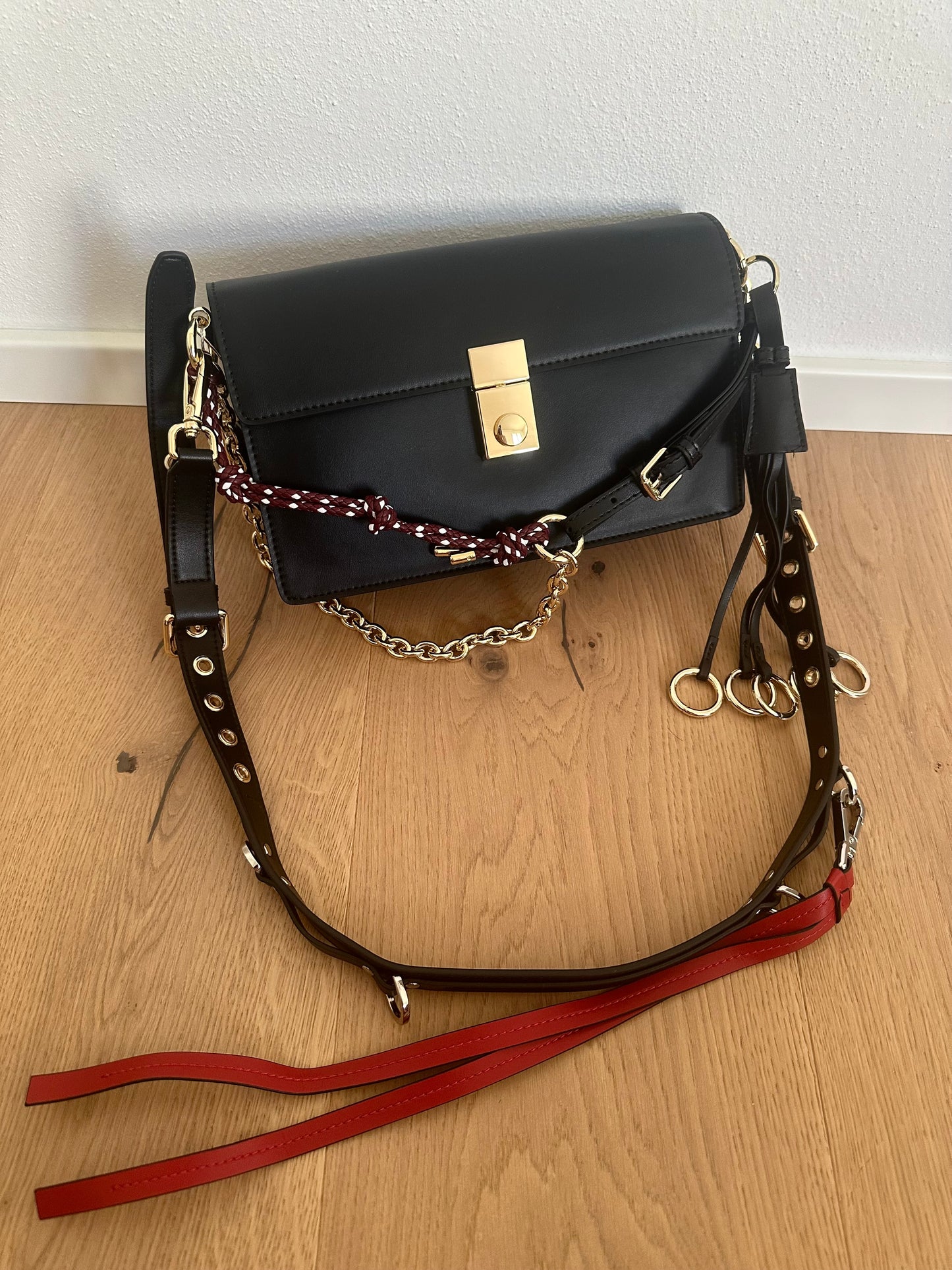 SOUND shoulder bag