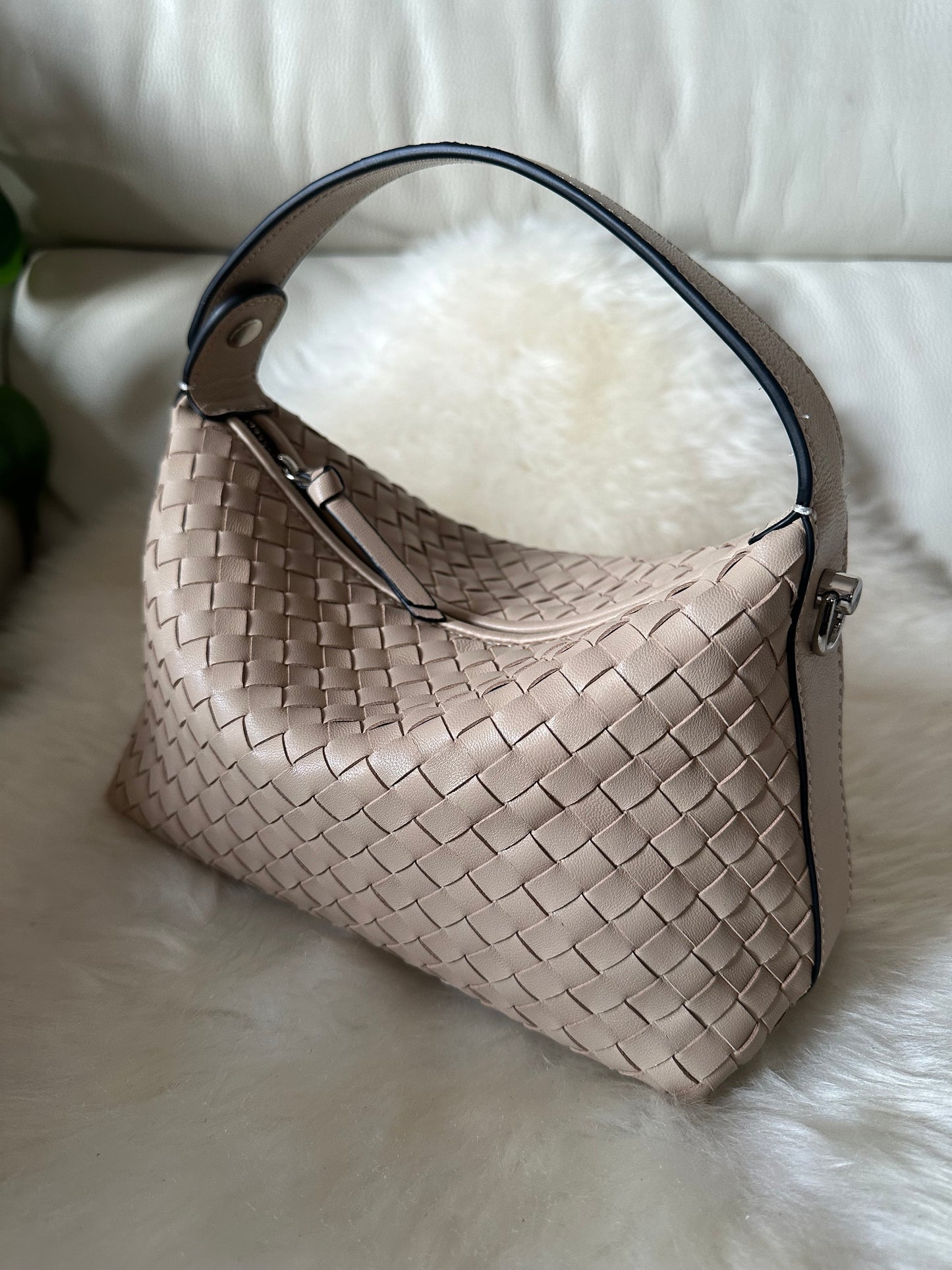WANDI- woven handbag