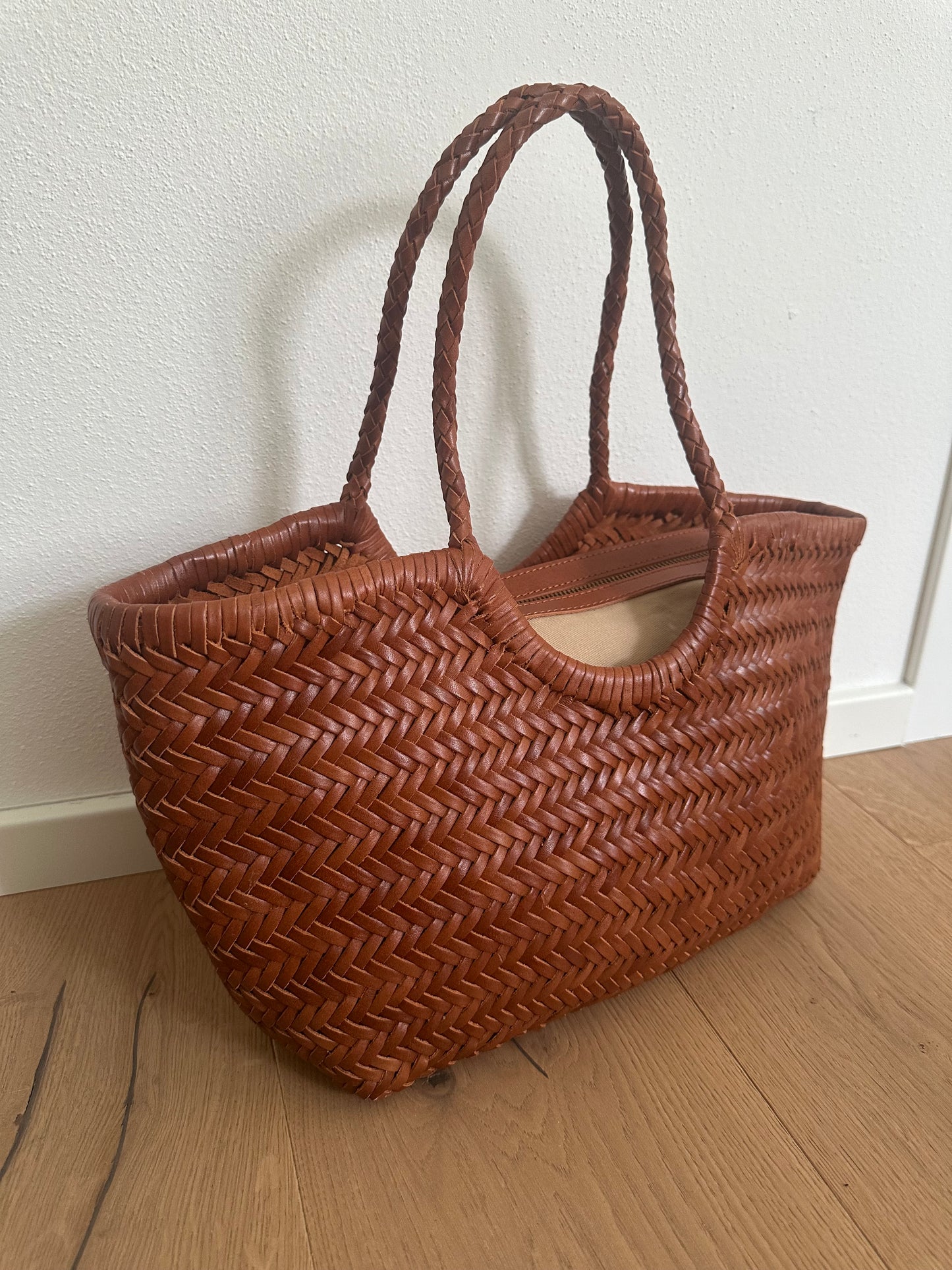 DORA - medium shopping