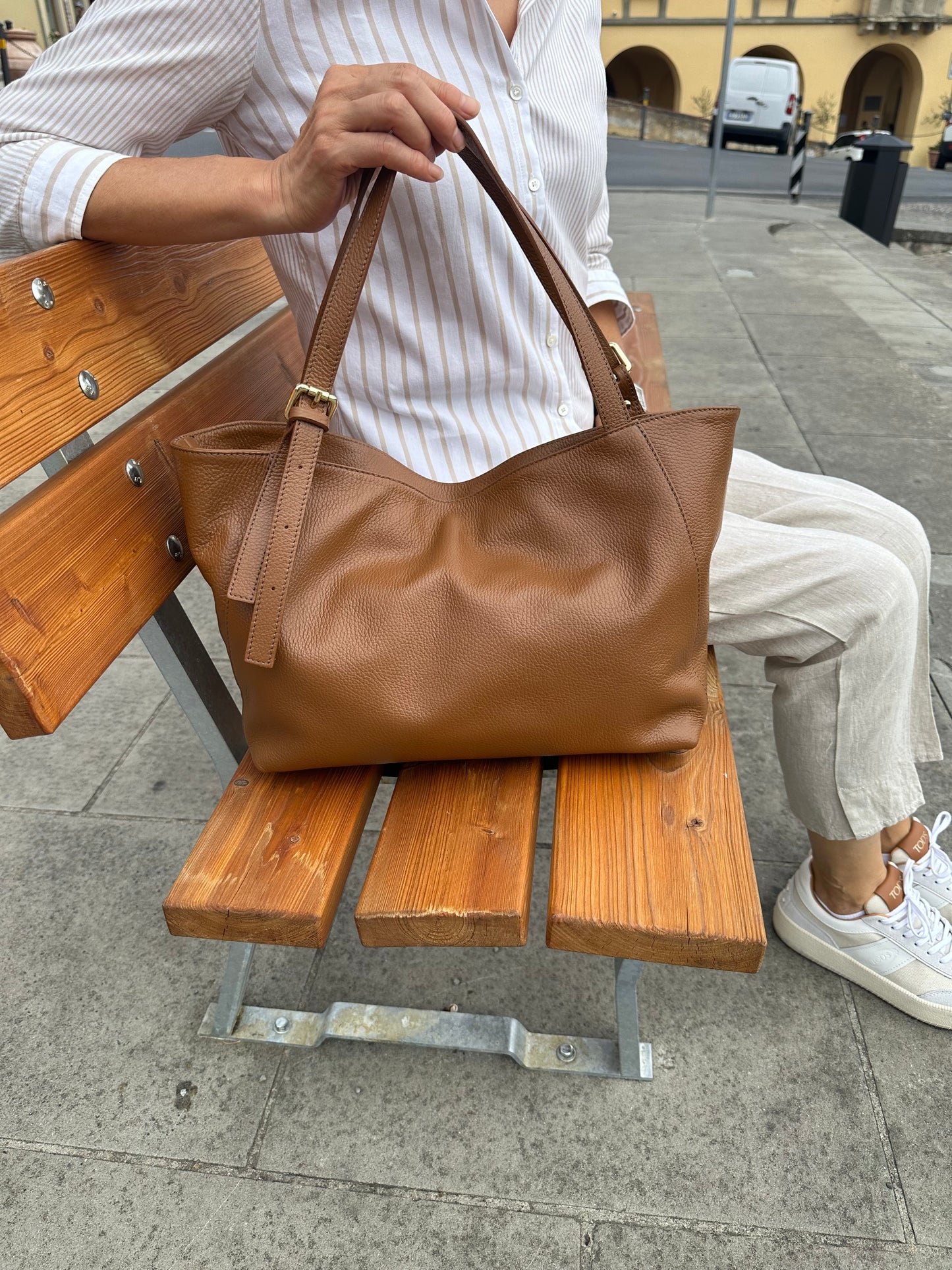 ADA- Shopper