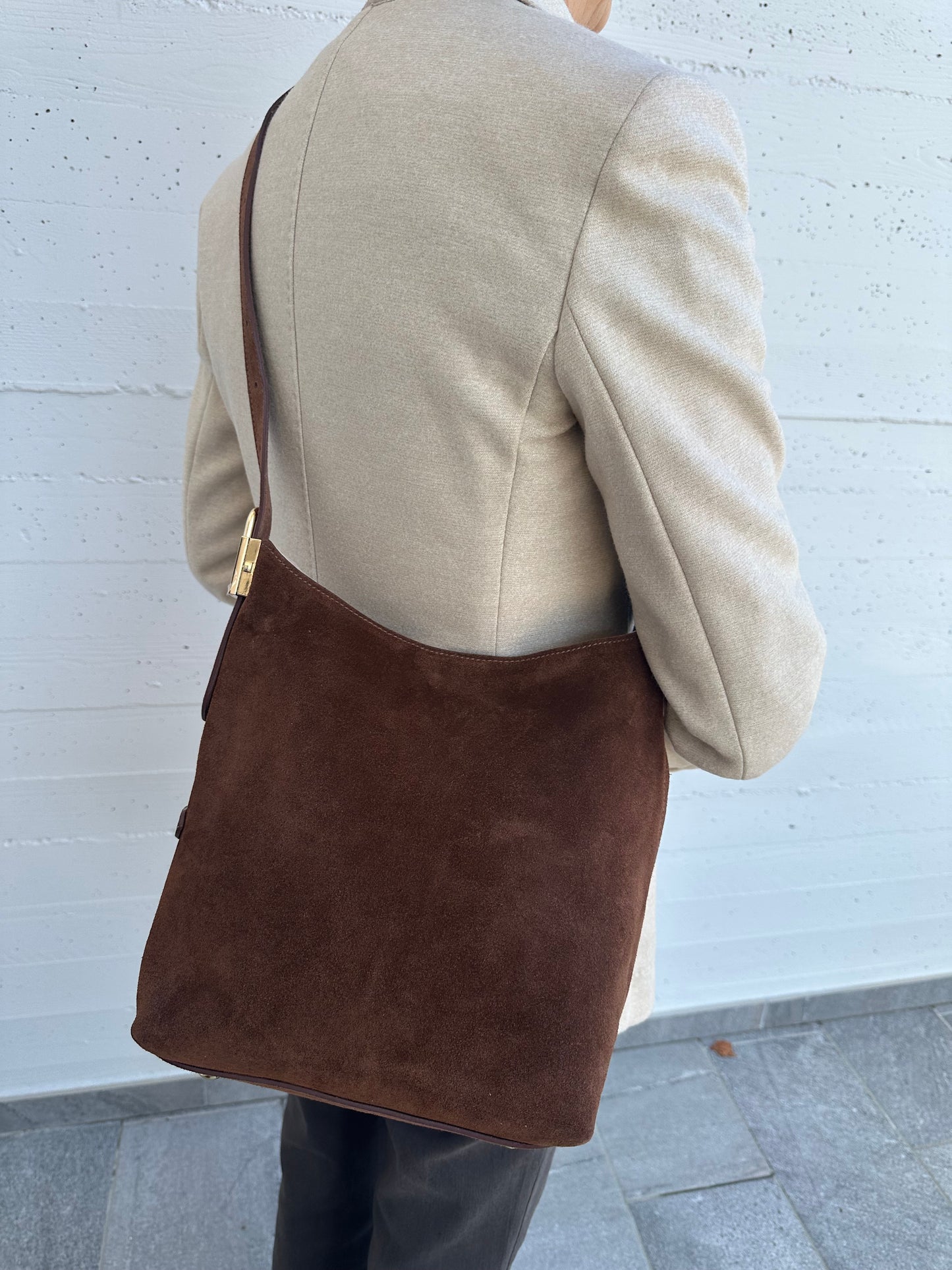 CAMILLA- suede bucket