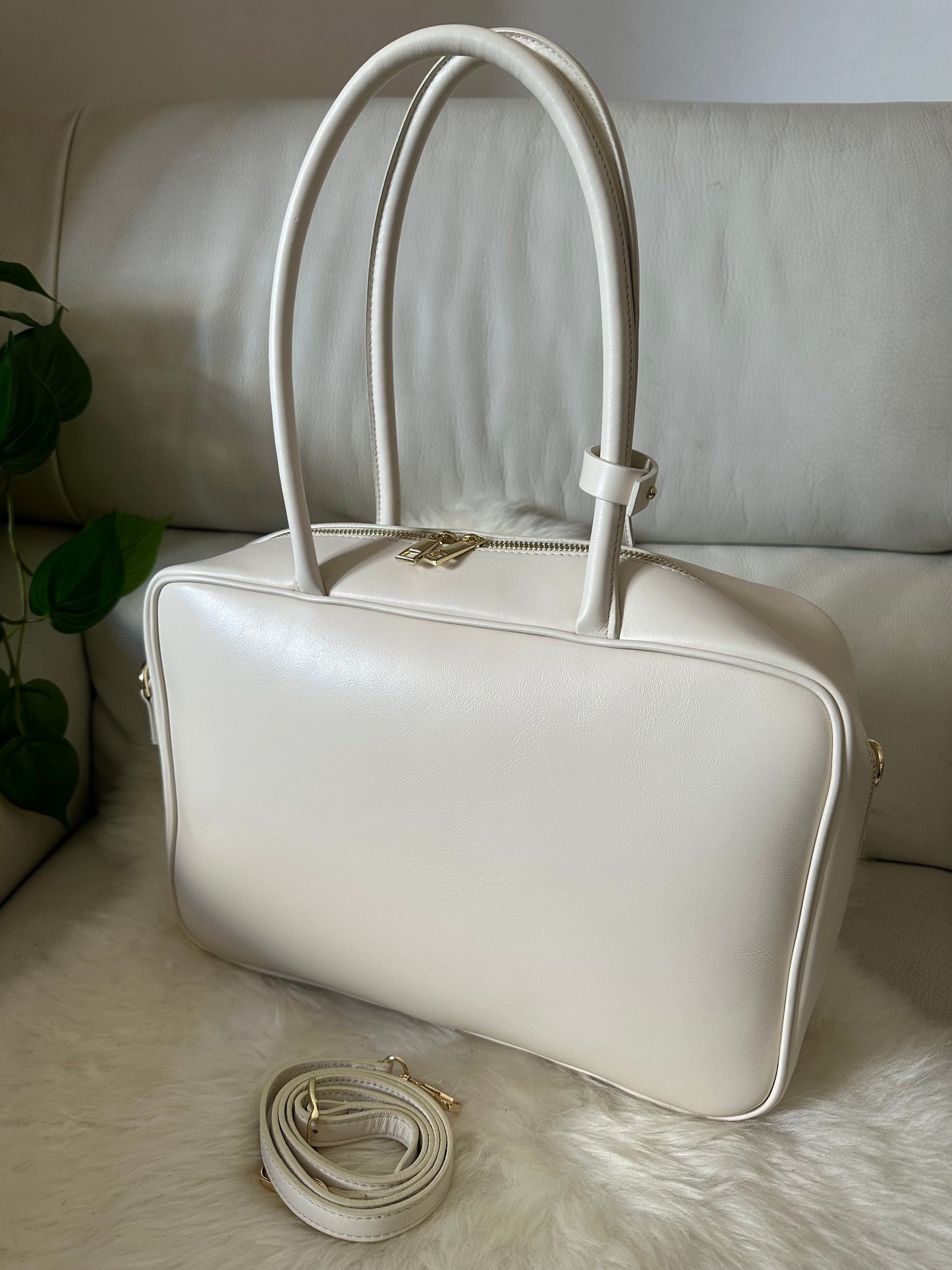 CLARA - Smooth genuine leather