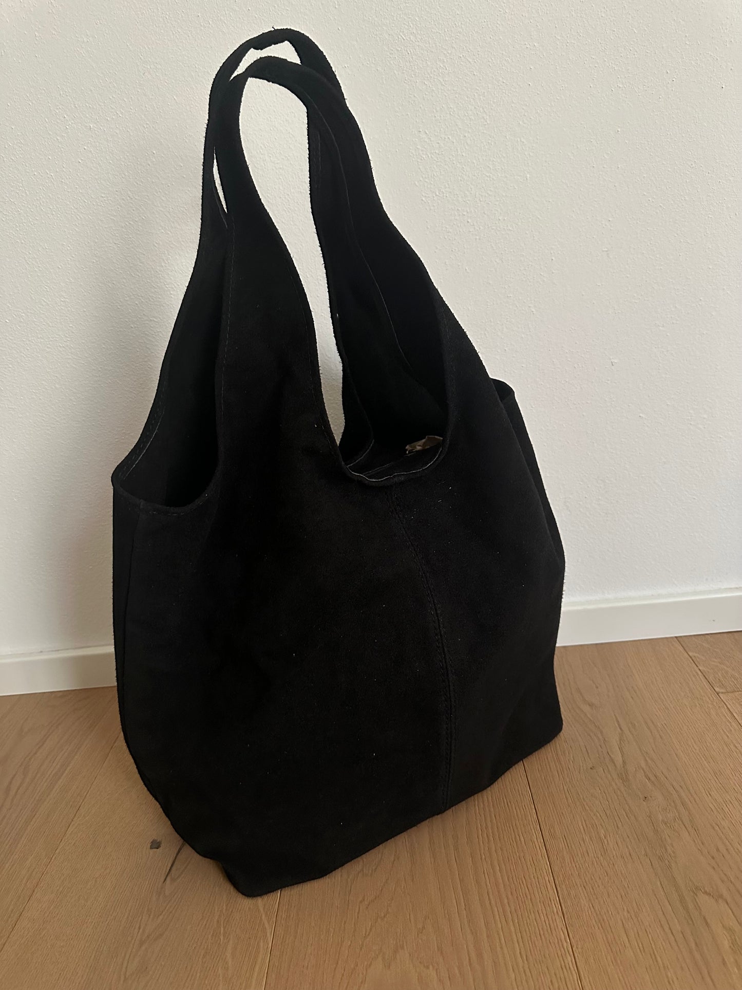 VEGAS hobo bag