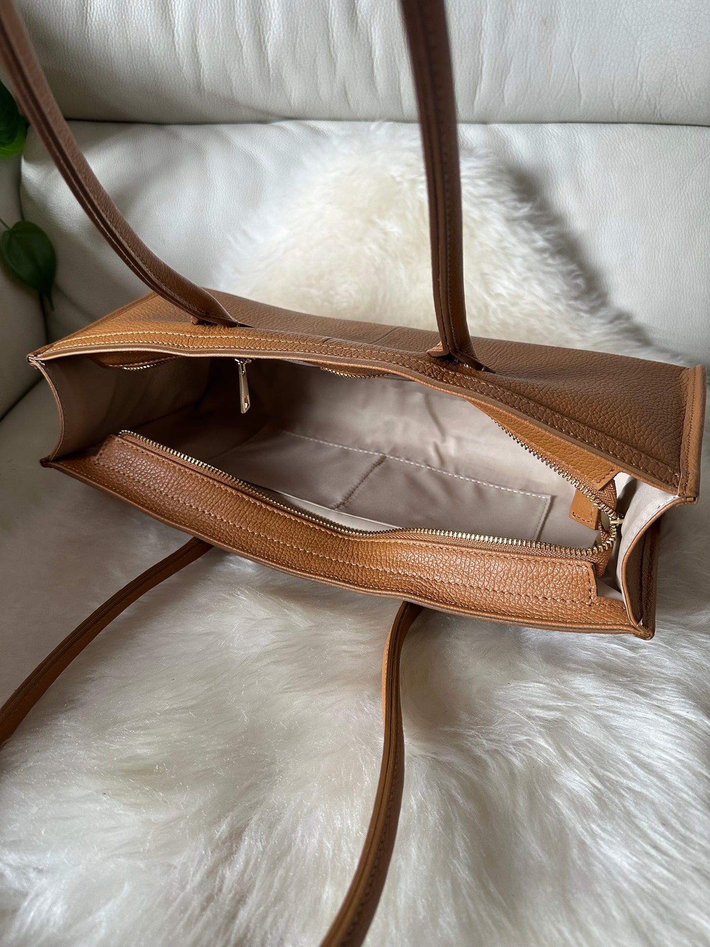 EAST WEST BAG