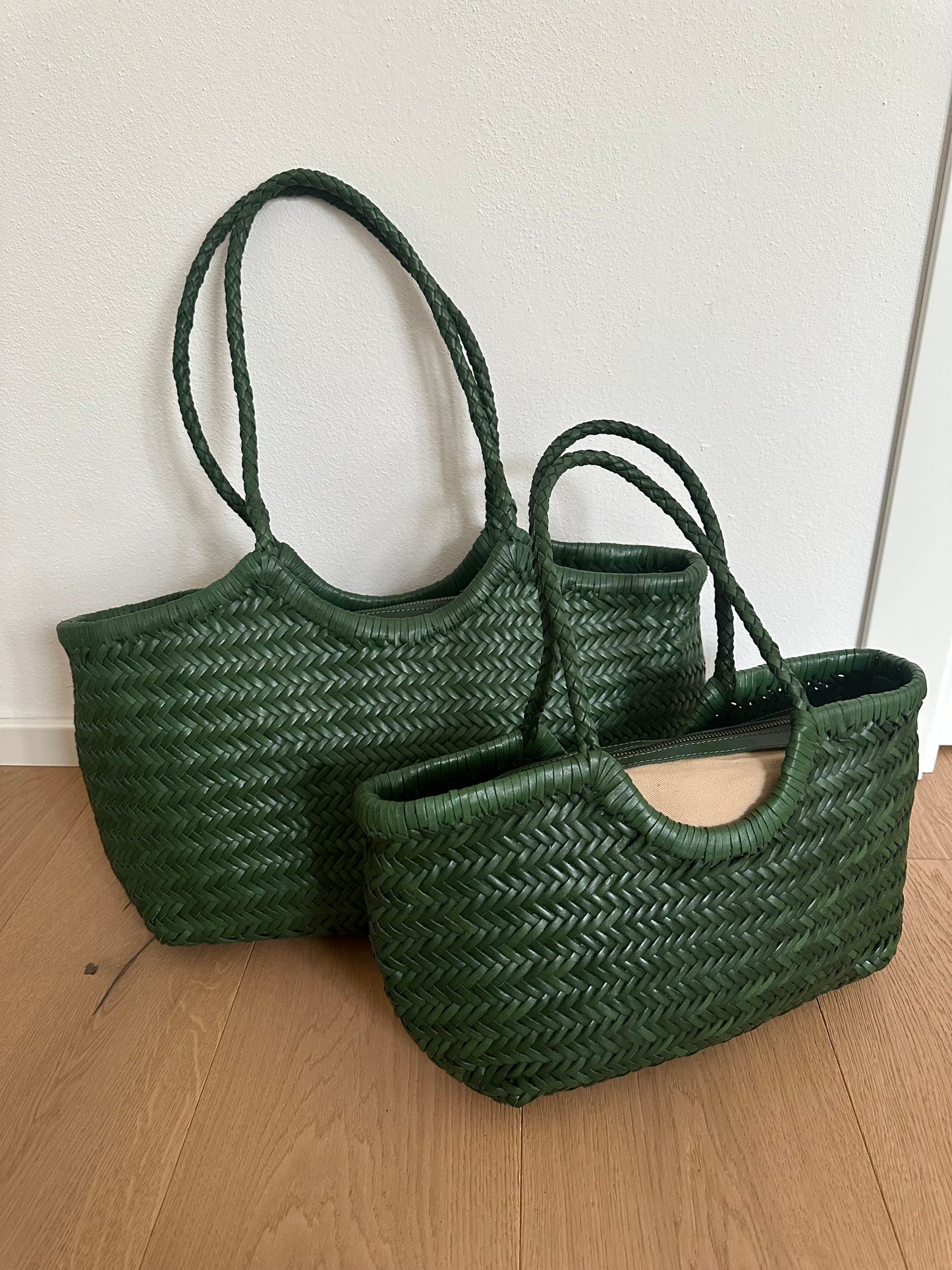 DORA PREMIUM - large