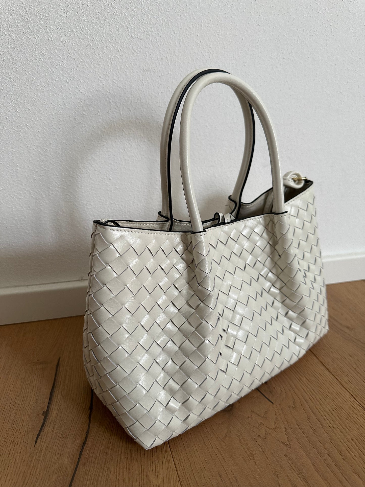 PETRA- woven bag