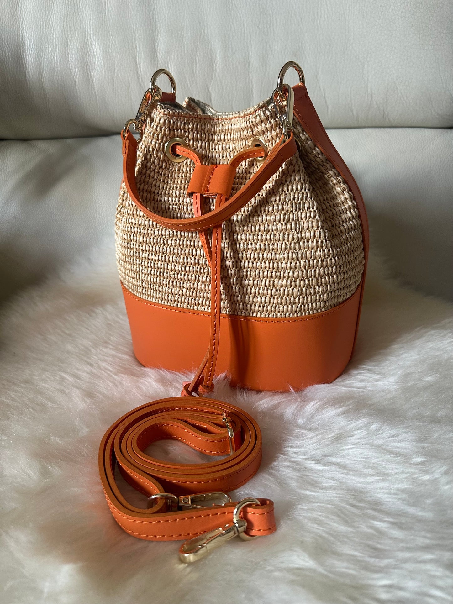 MISS Bucket classic- rafia