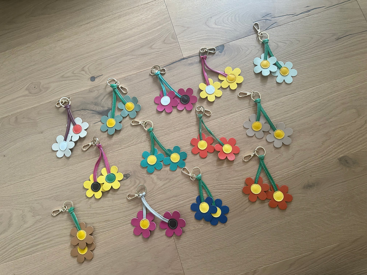 Portachiavi 2 fiori - Vera pelle