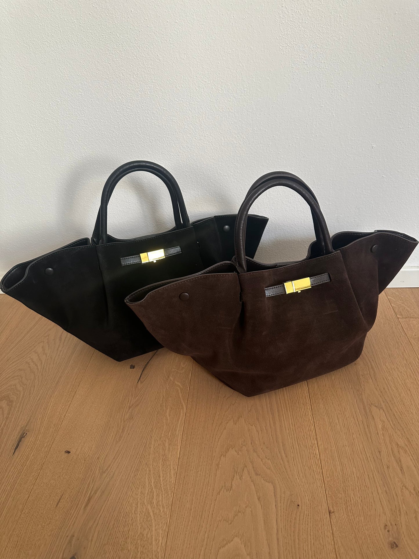 CHRISTIN - suede