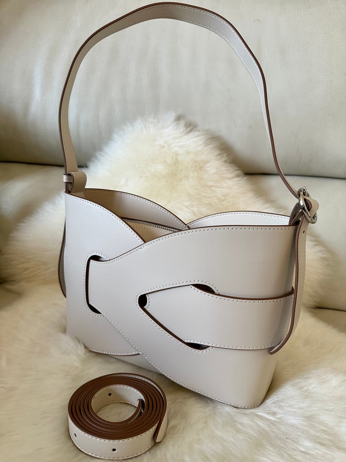 KNOT - shoulder bag