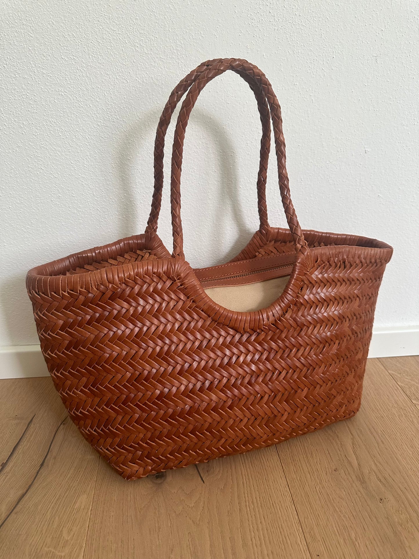 DORA - medium shopping