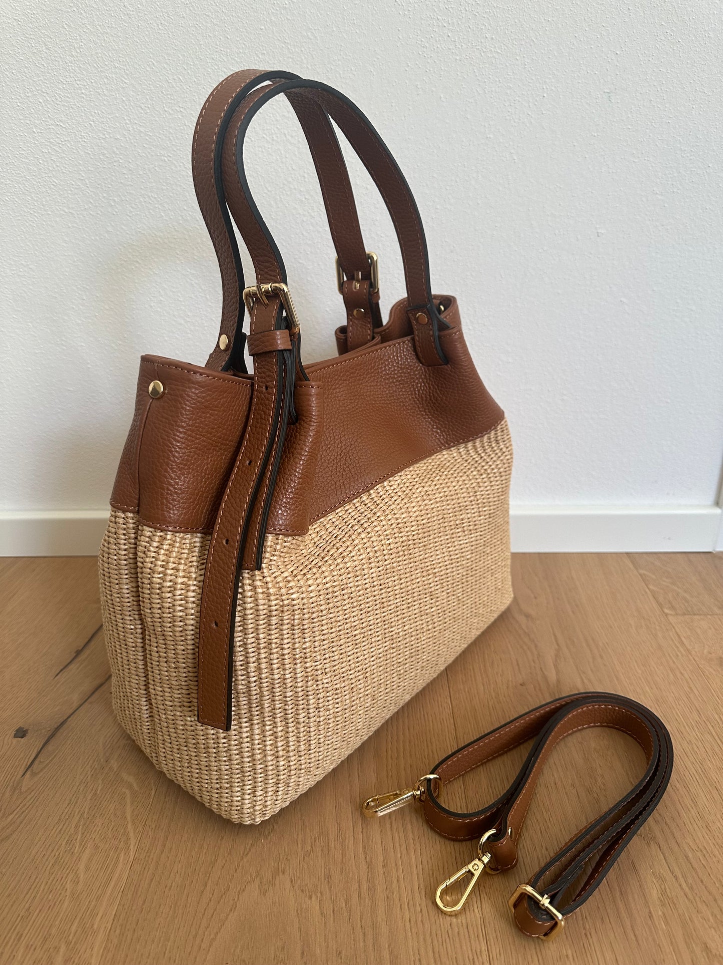 VANESSA- shoulder bag