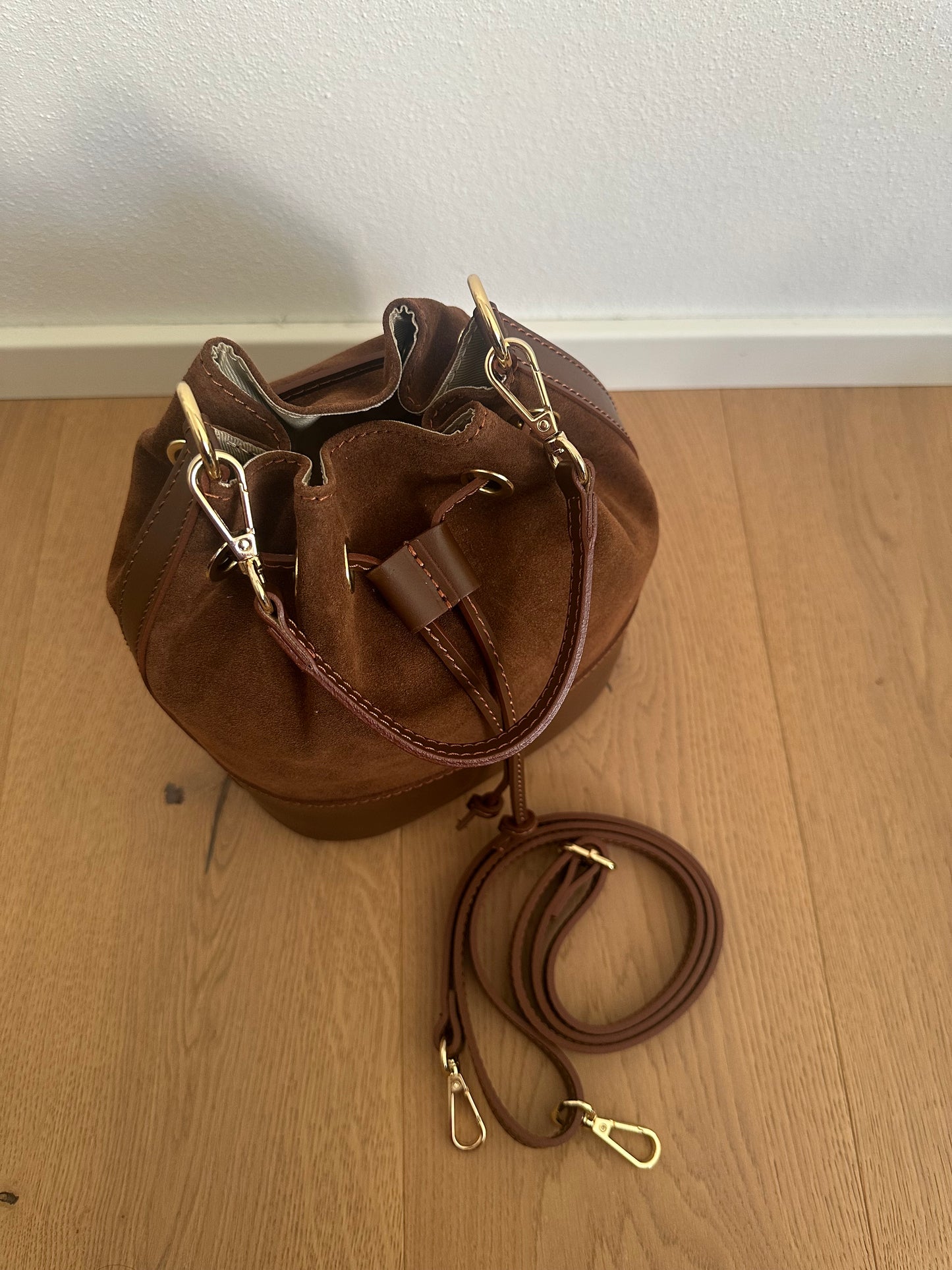 SECCHIELLO CLASSIC -SUEDE