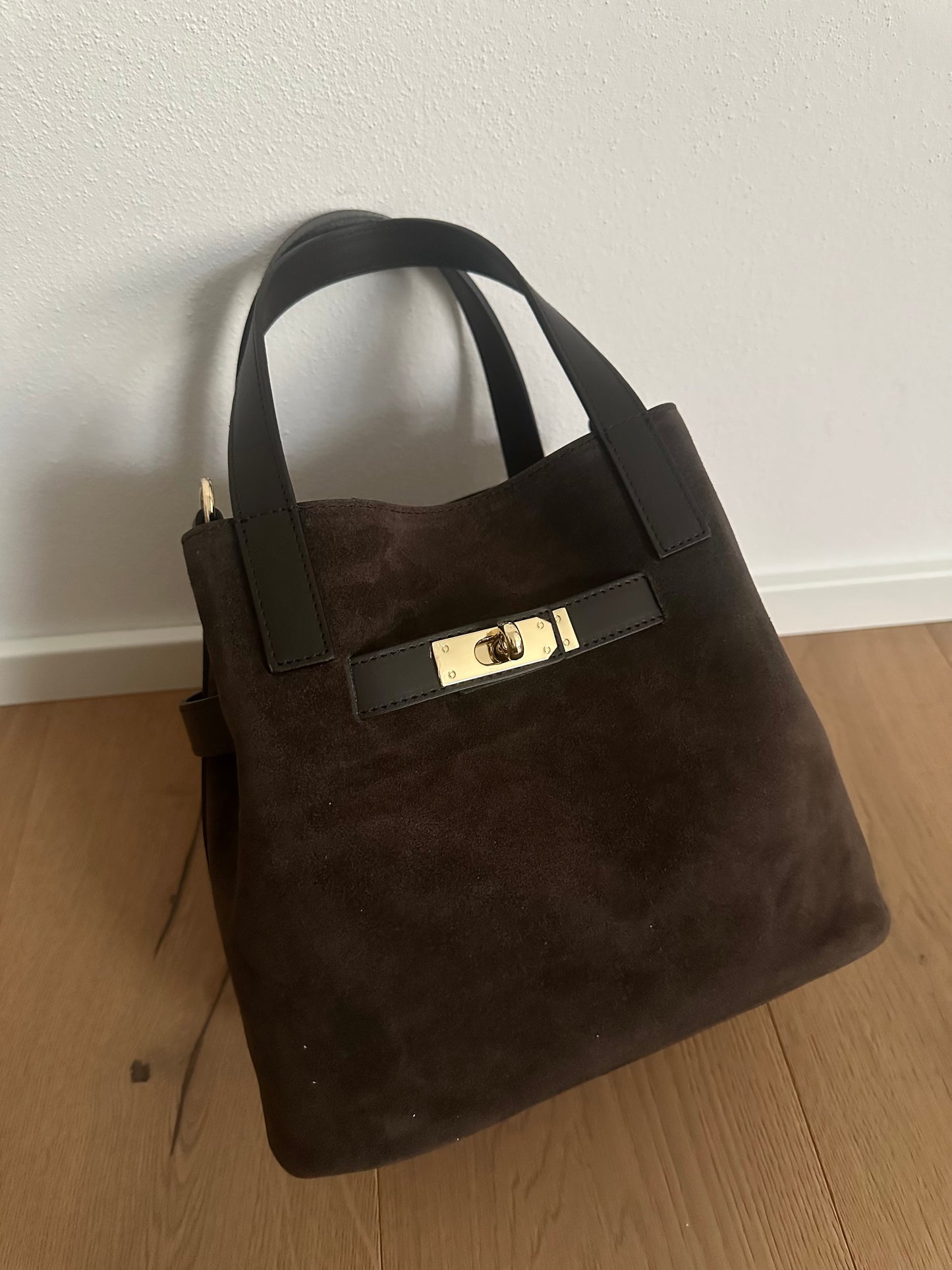 TATIANA - suede bucket