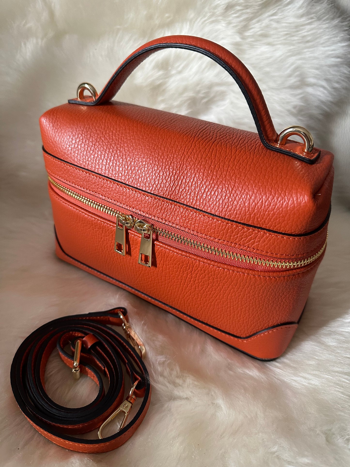 VANITY BAG - real leather