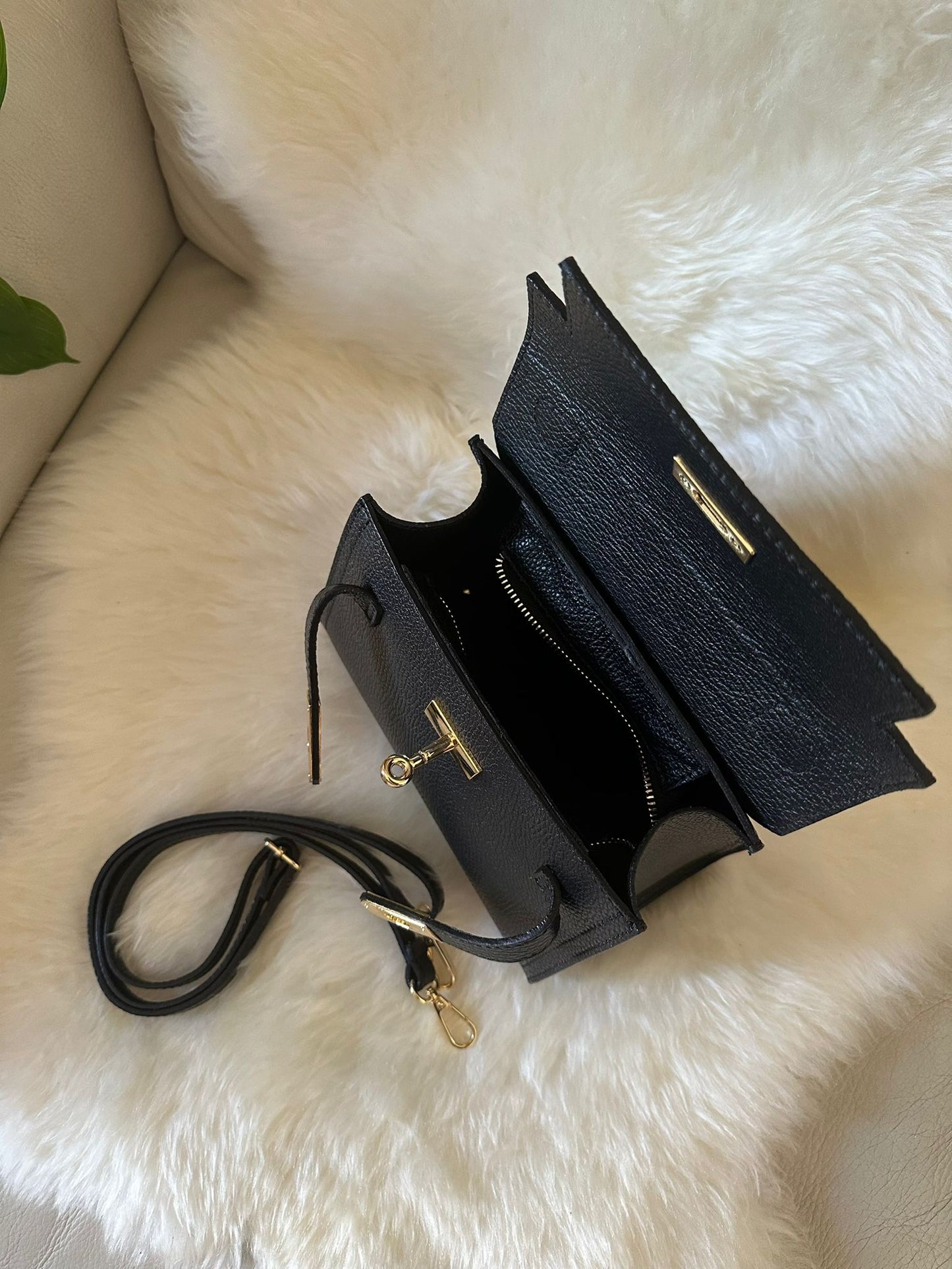 MEDIUM K- Genuine leather handbag