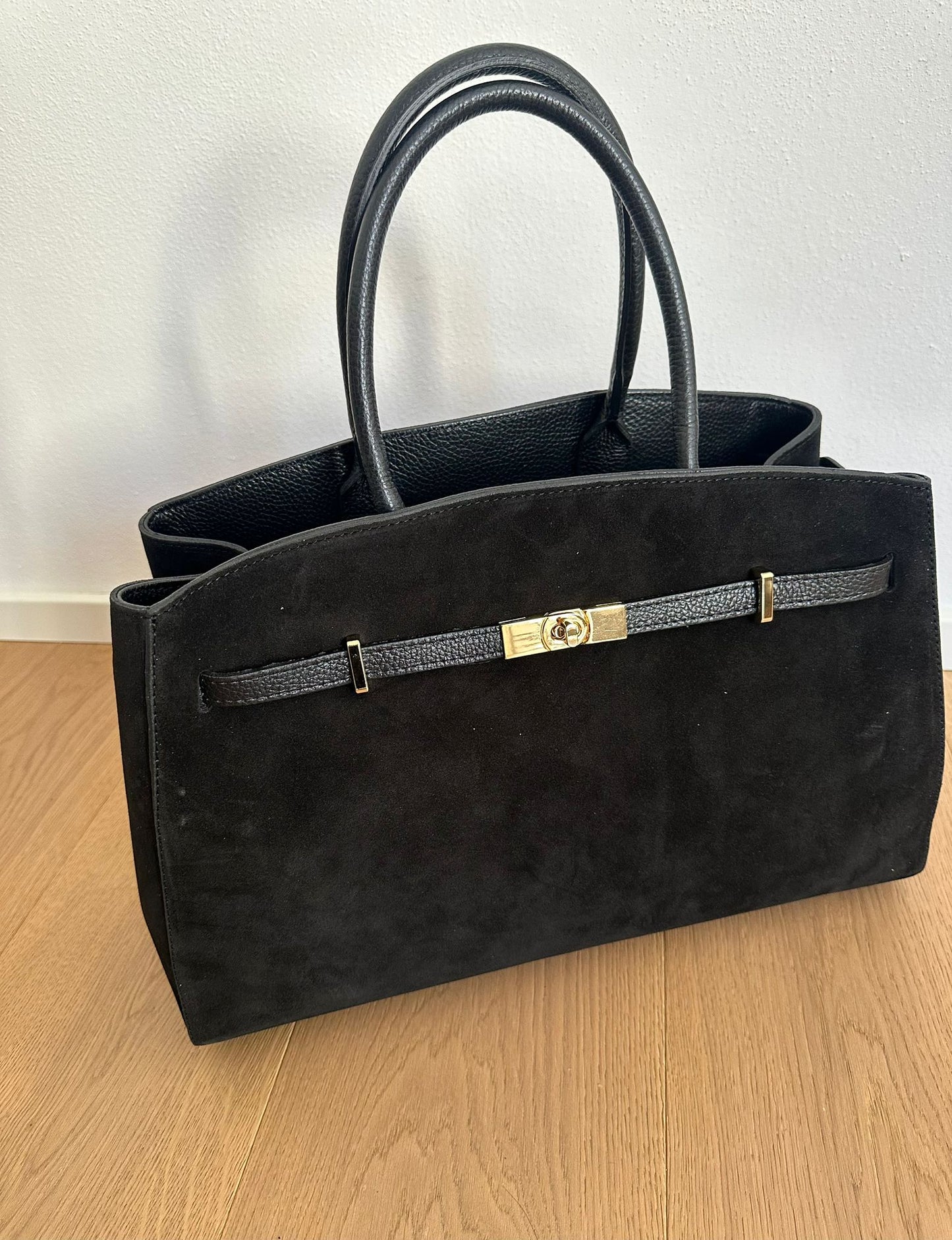 AMELIA BIG- suede