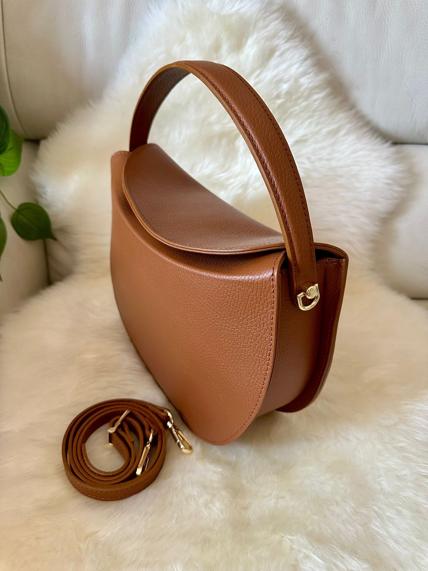 OLIVIA - genuine leather handbag and shoulder bag