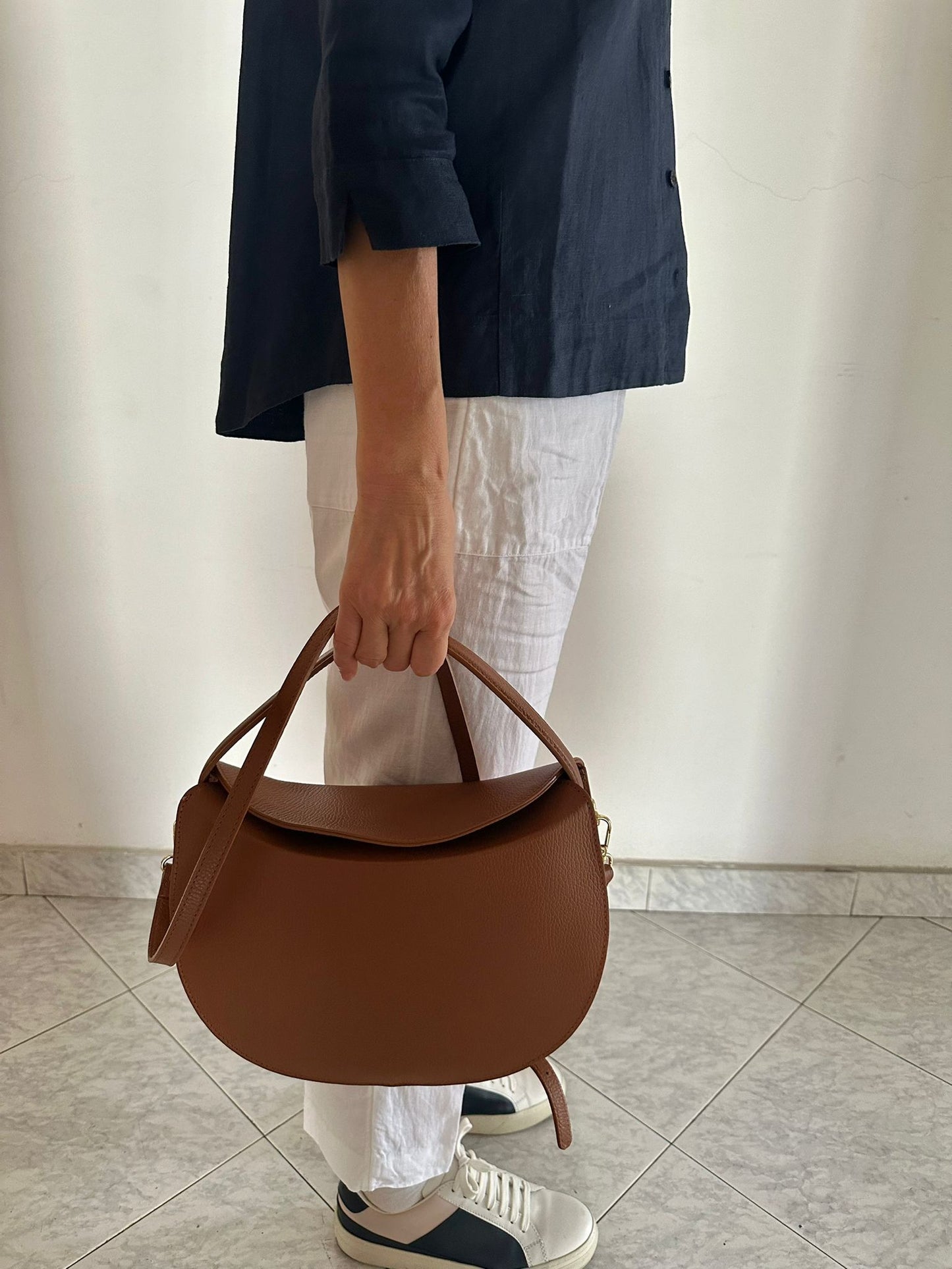 OLIVIA - genuine leather handbag and shoulder bag