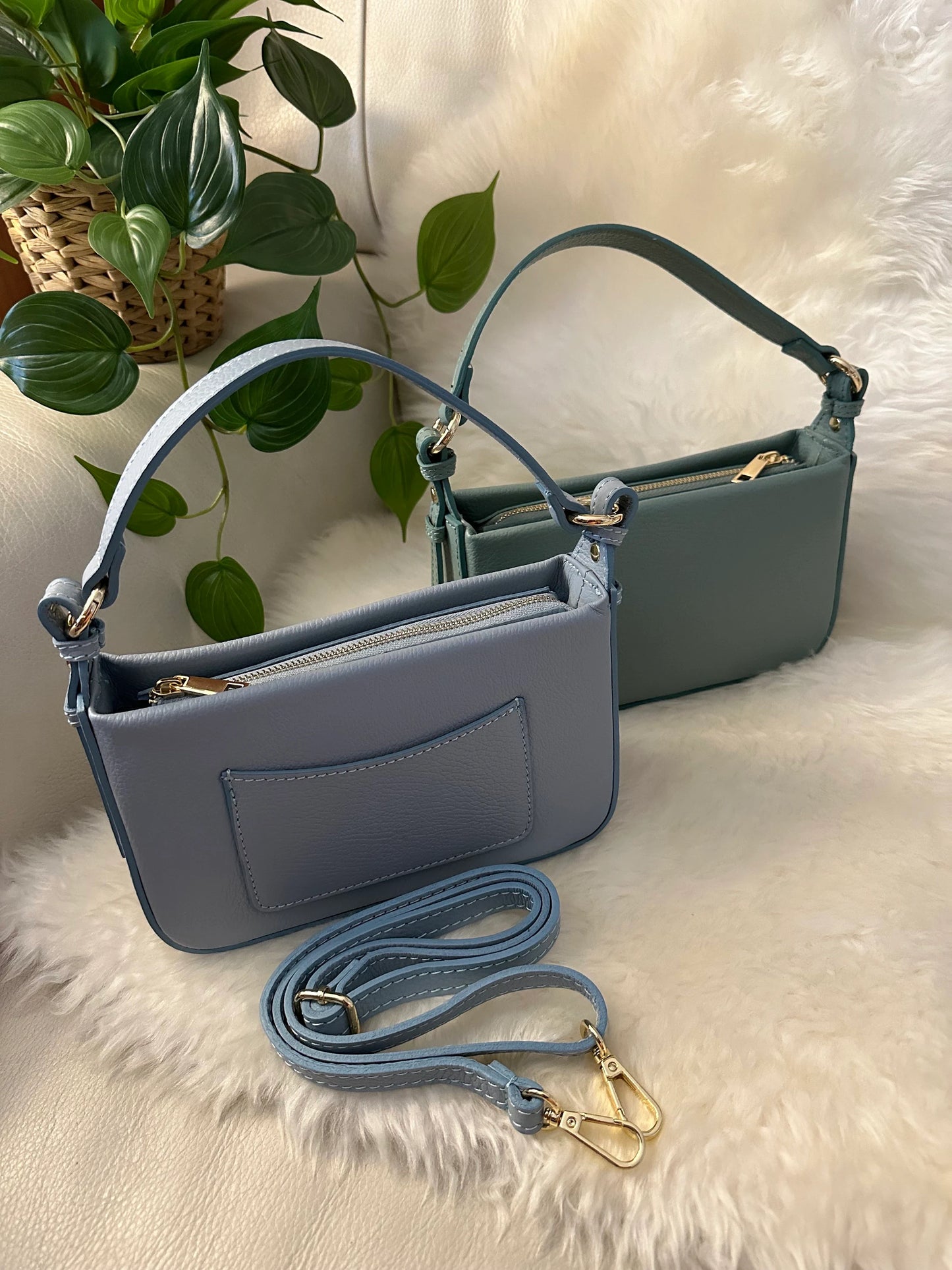 NINA - Handbag with shoulder strap in real leather