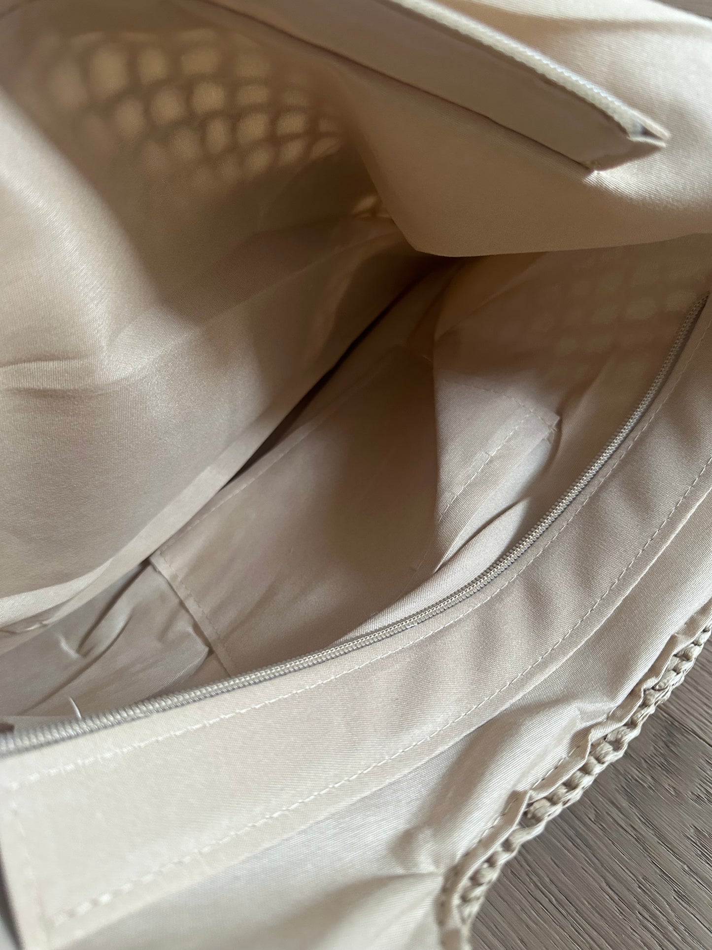LOUISE- tote rafia