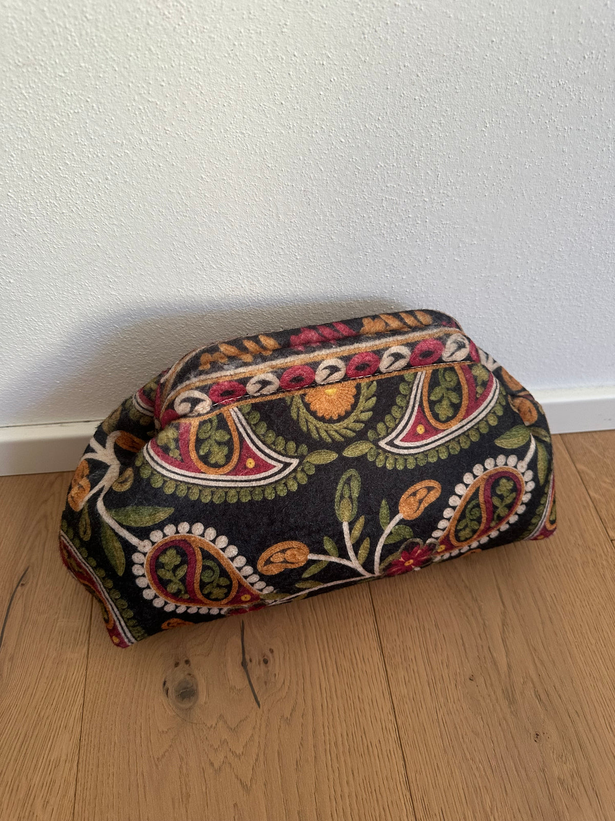 POCHETTE ETRA- tracolla a catena