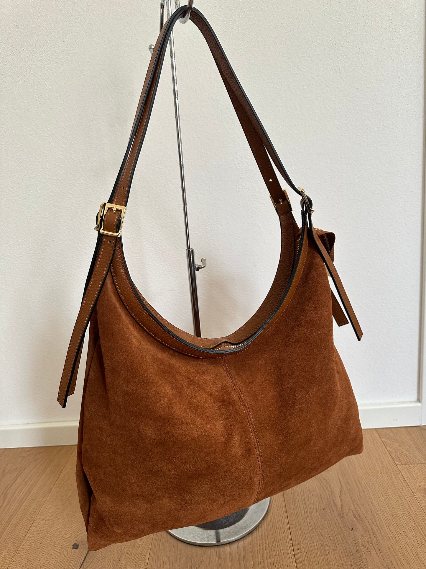 LIDIA hobo- suede