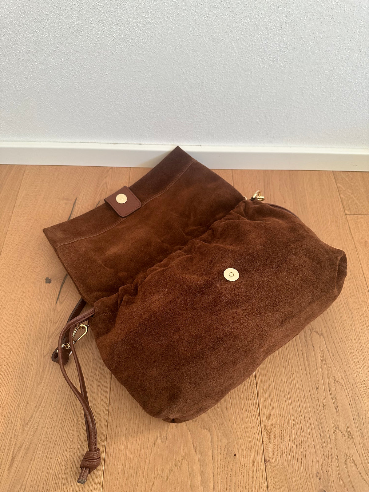 MIKA LARGE camoscio- borsa doppia tracolla