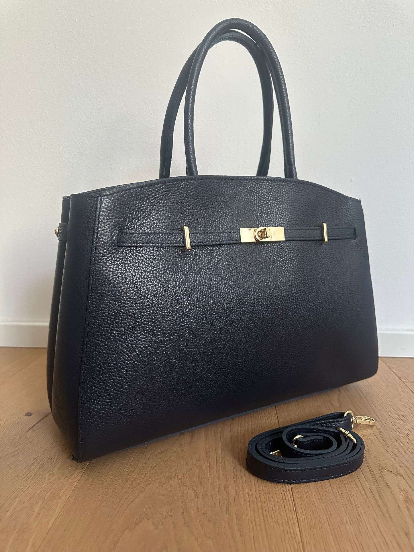 AMELIA BIG- Vera pelle