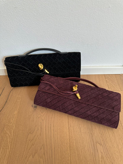 KNOT CLUTCH - suede