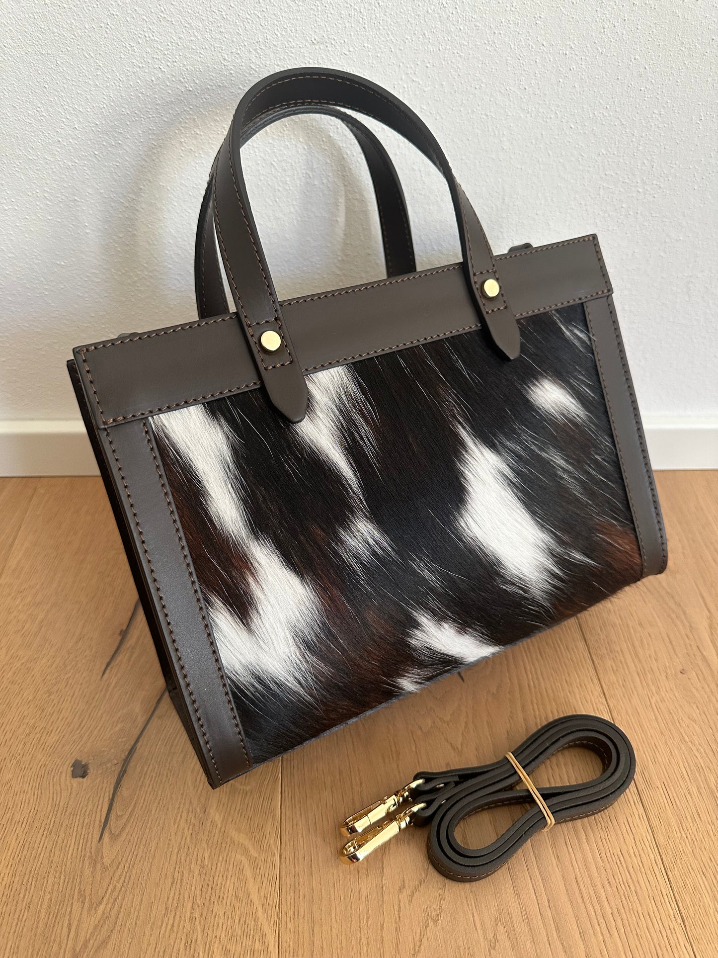 CELINE- “cavallino”