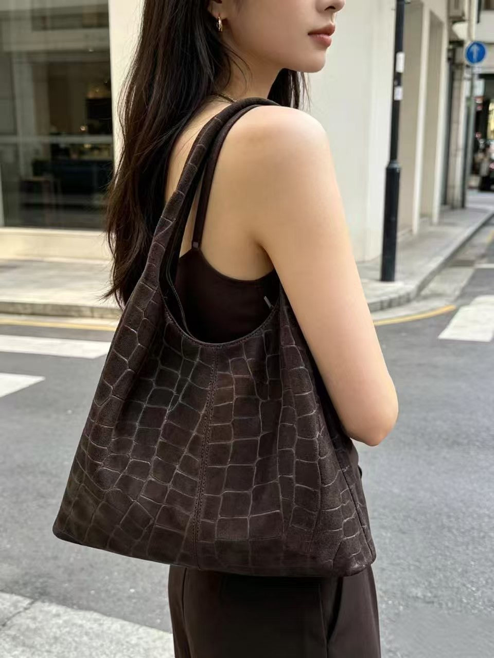 THEA - suede