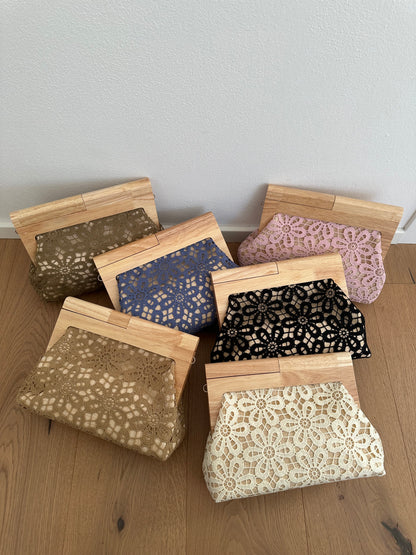 TINA clutch - rafia e legno