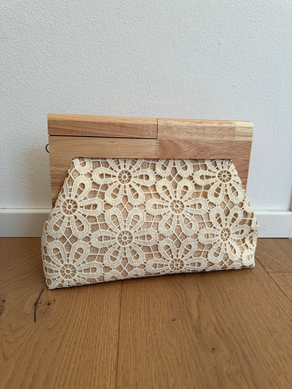 TINA clutch - rafia e legno
