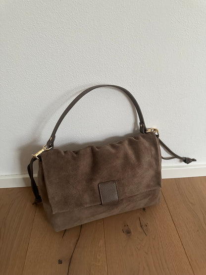 MIKA LARGE camoscio- borsa doppia tracolla