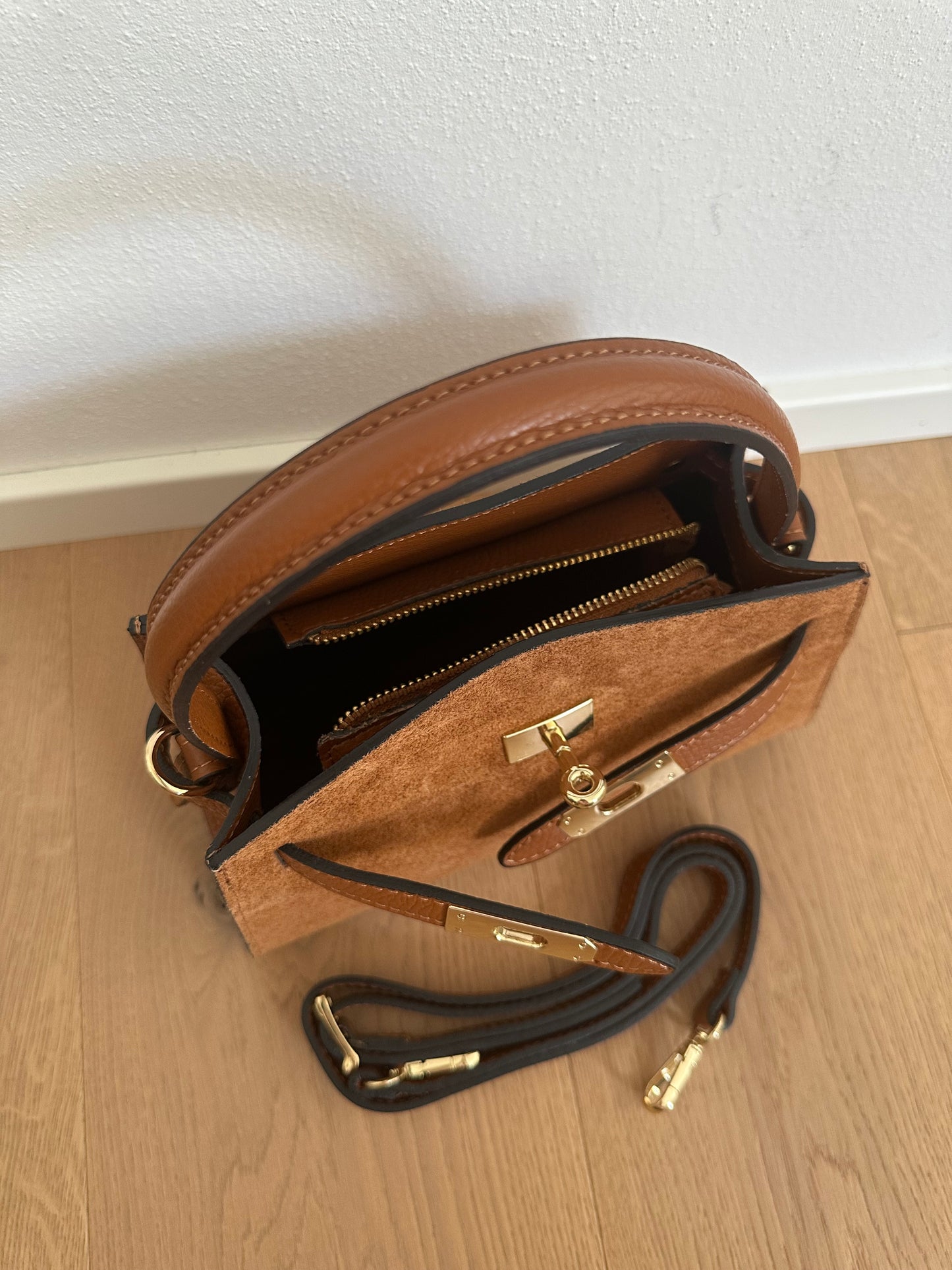 AMELIA small- suede