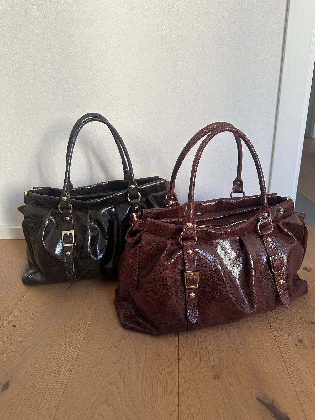 LYNN- borsa grande a spalla, con tracolla