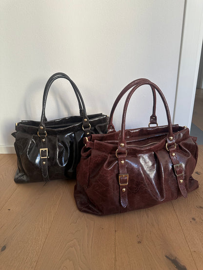 LYNN- borsa grande a spalla, con tracolla