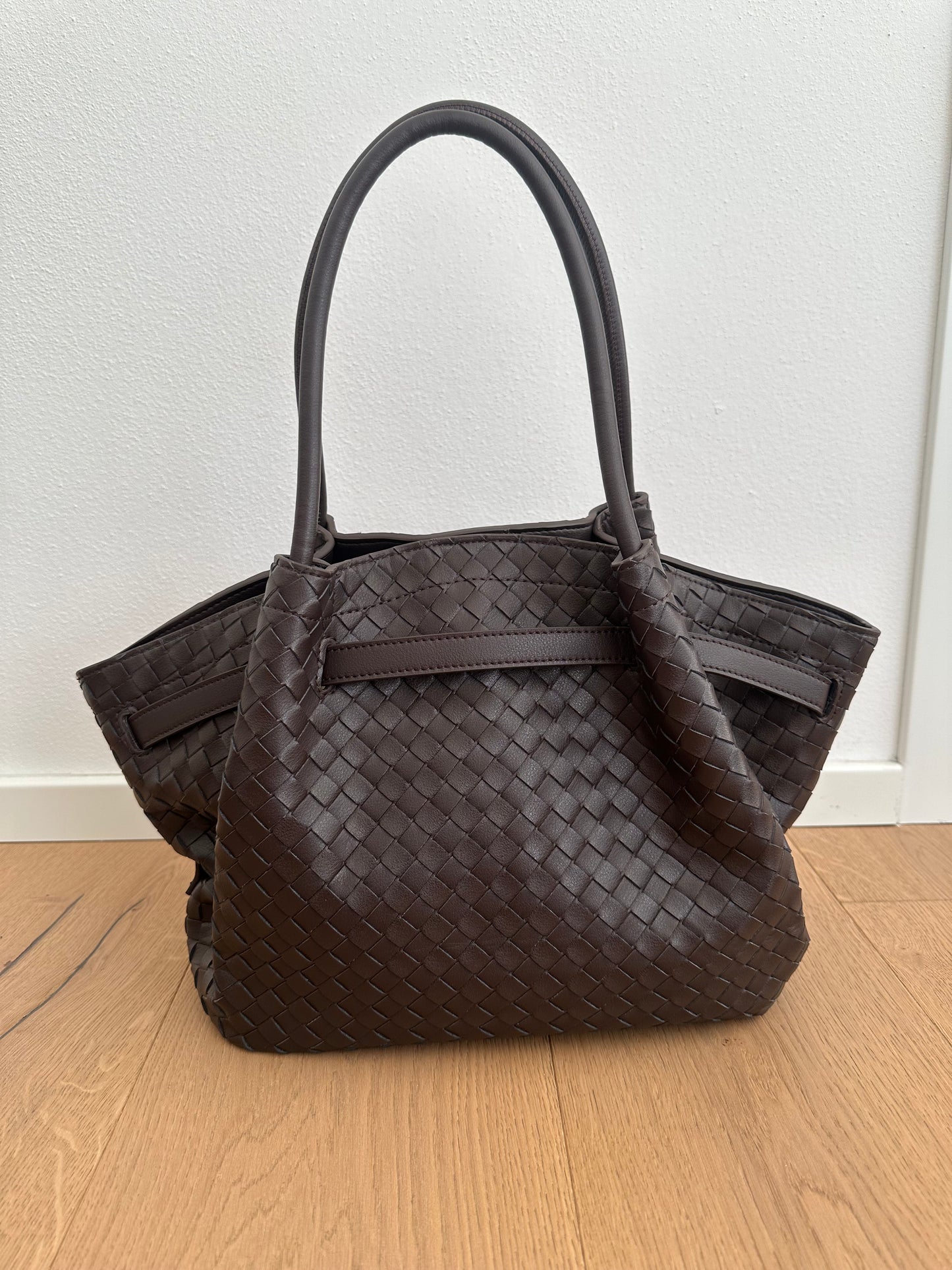 CAROL- woven shoulder bag
