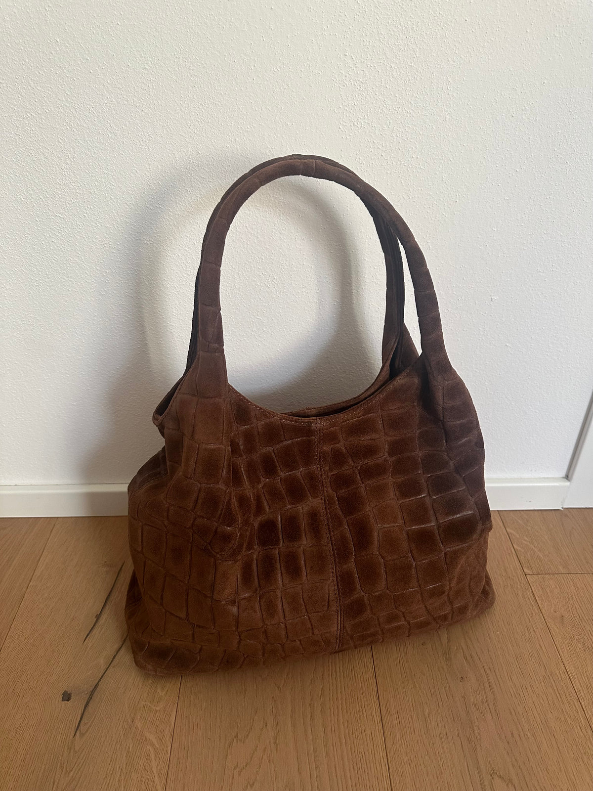 THEA - suede stampa coccodrillo