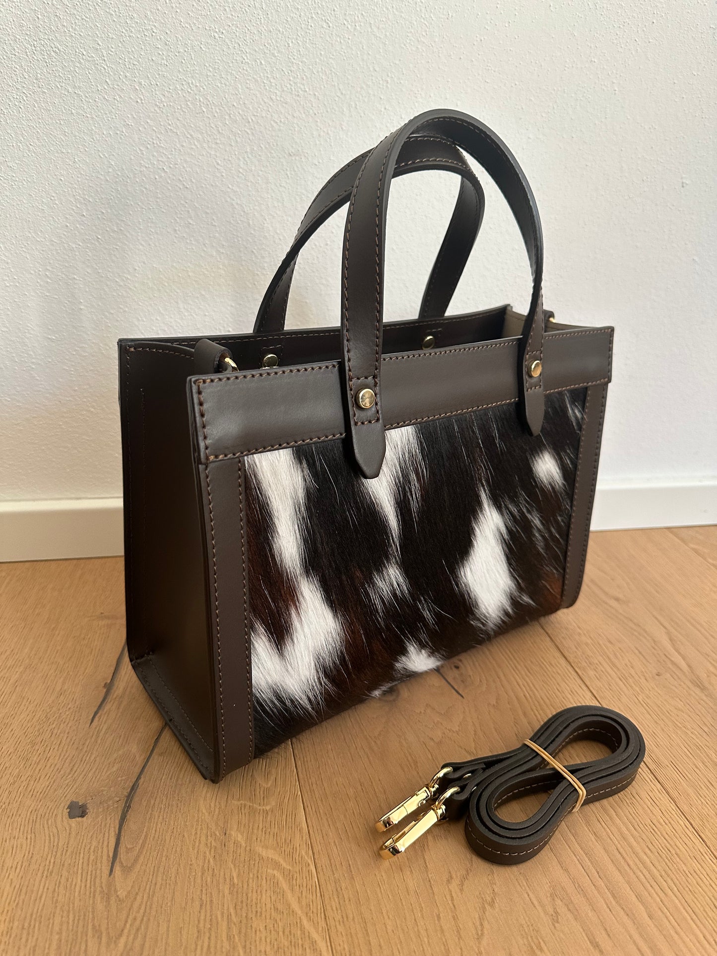 CELINE- “cavallino”